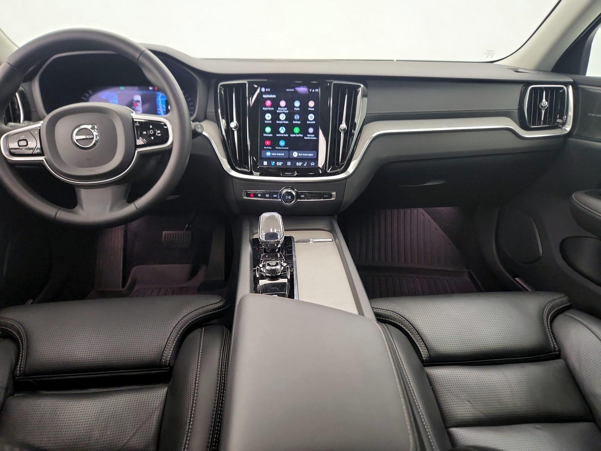 Thumbnail: 2024 Volvo S60 - 9