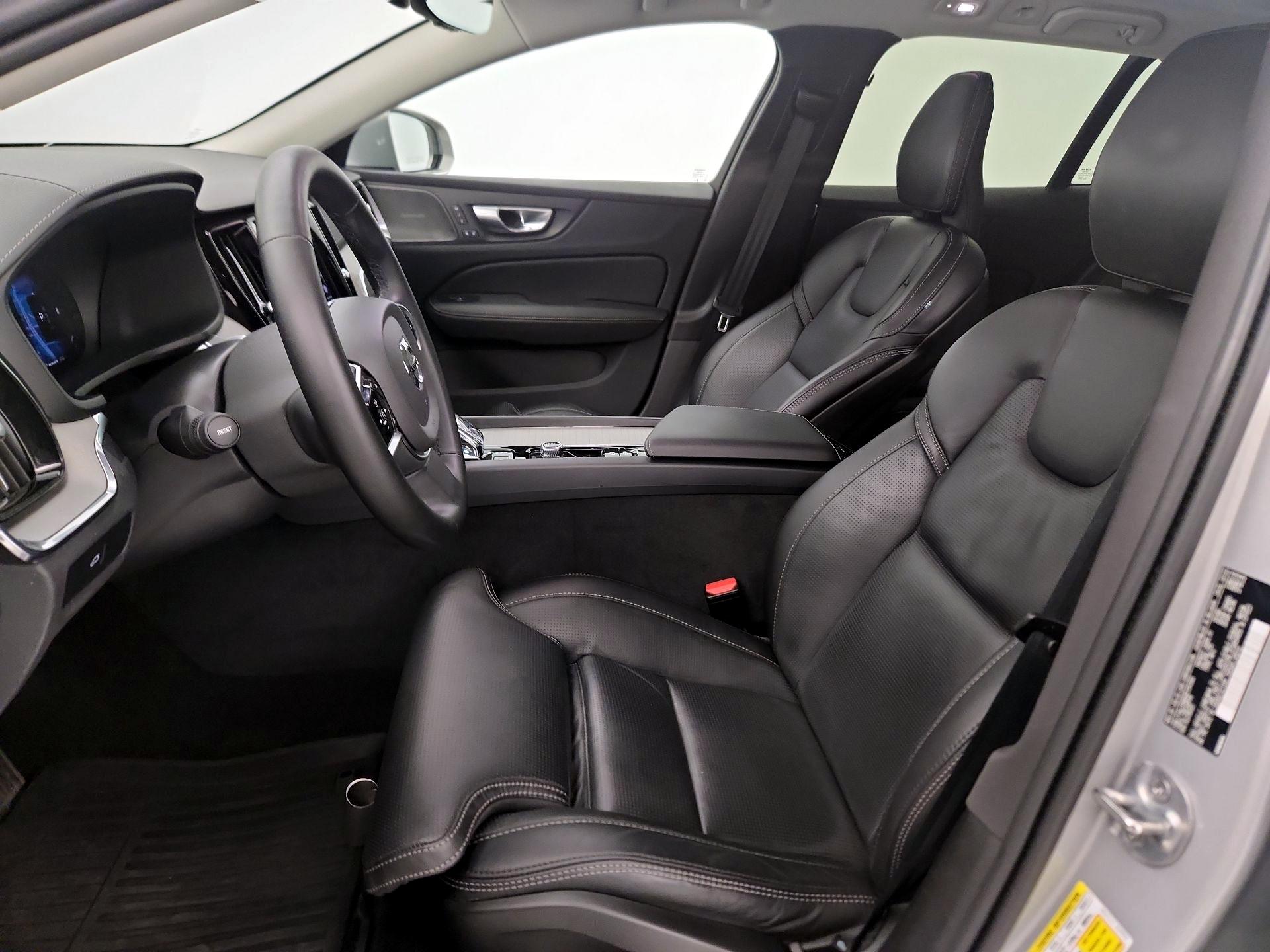 Thumbnail: 2024 Volvo S60 - 11