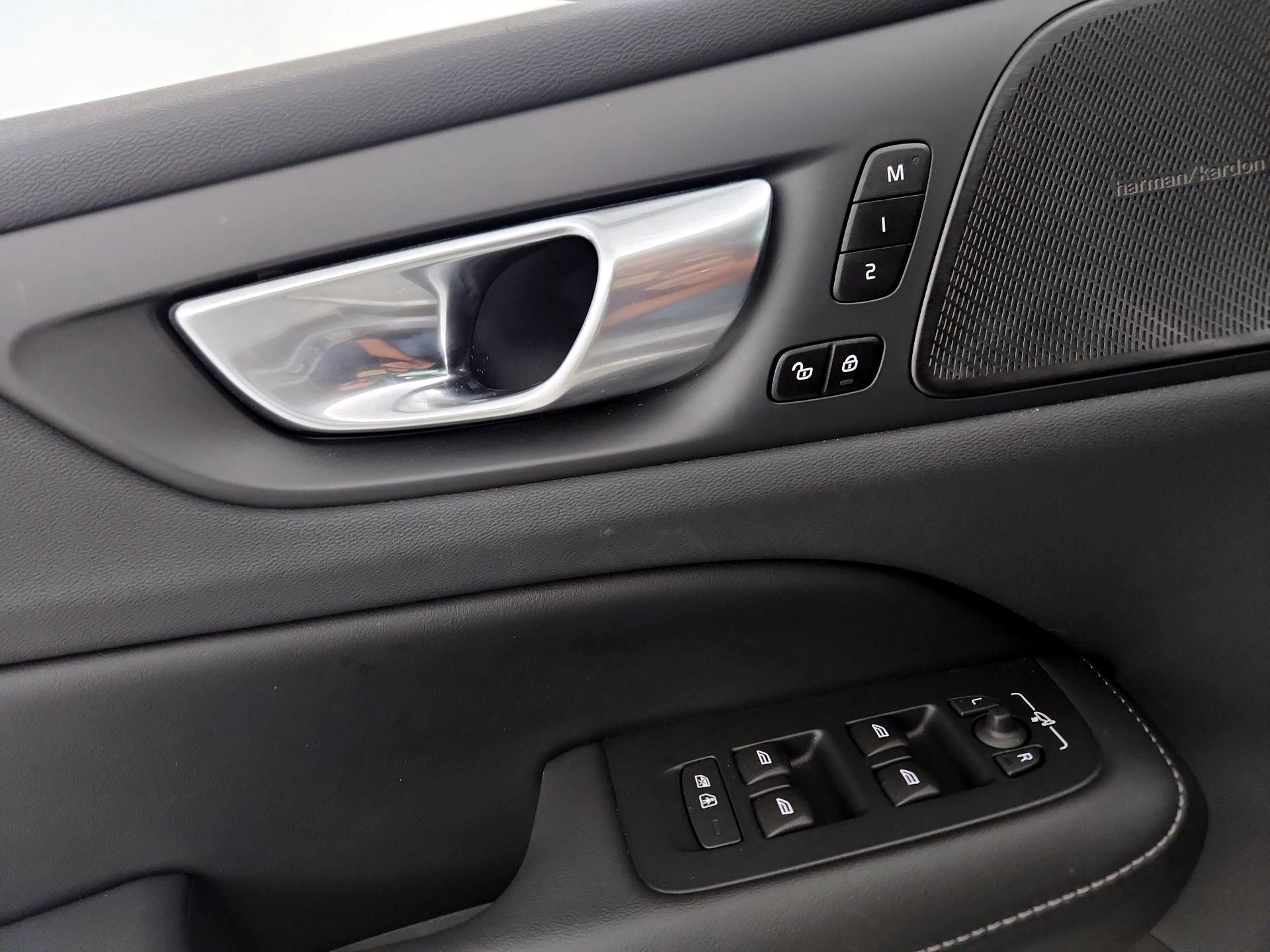 Thumbnail: 2024 Volvo S60 - 12