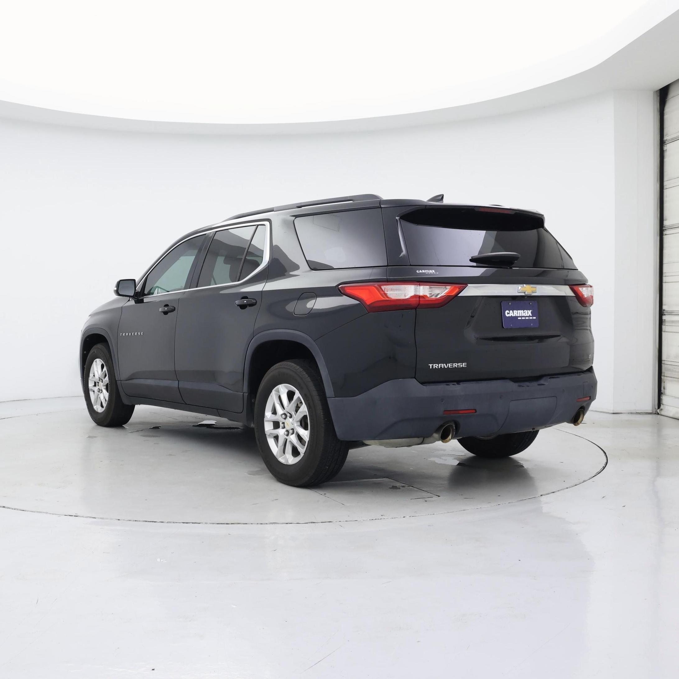 Thumbnail: 2019 Chevrolet Traverse - 2
