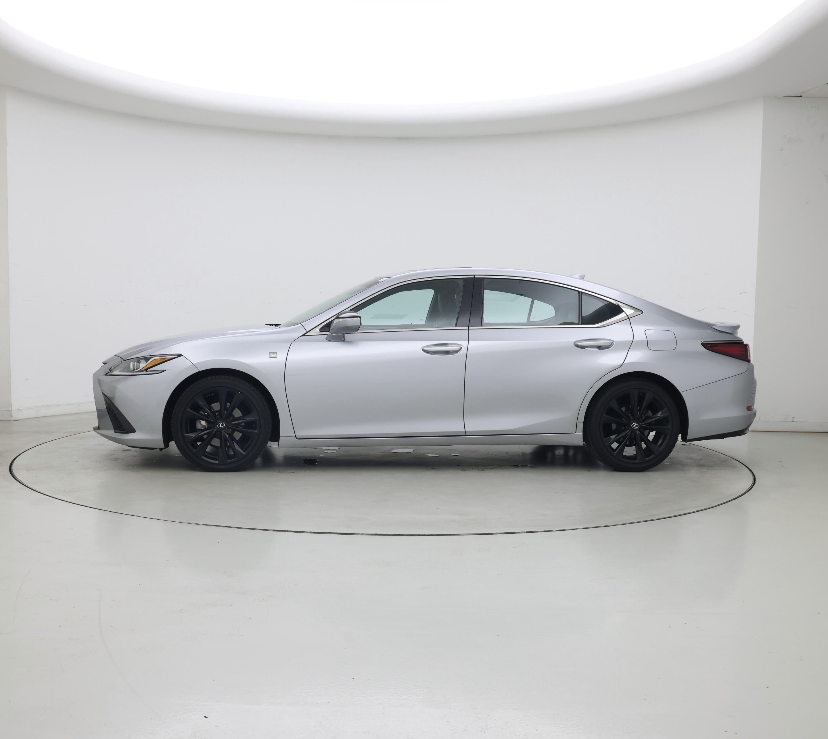 Thumbnail: 2022 Lexus ES - 3