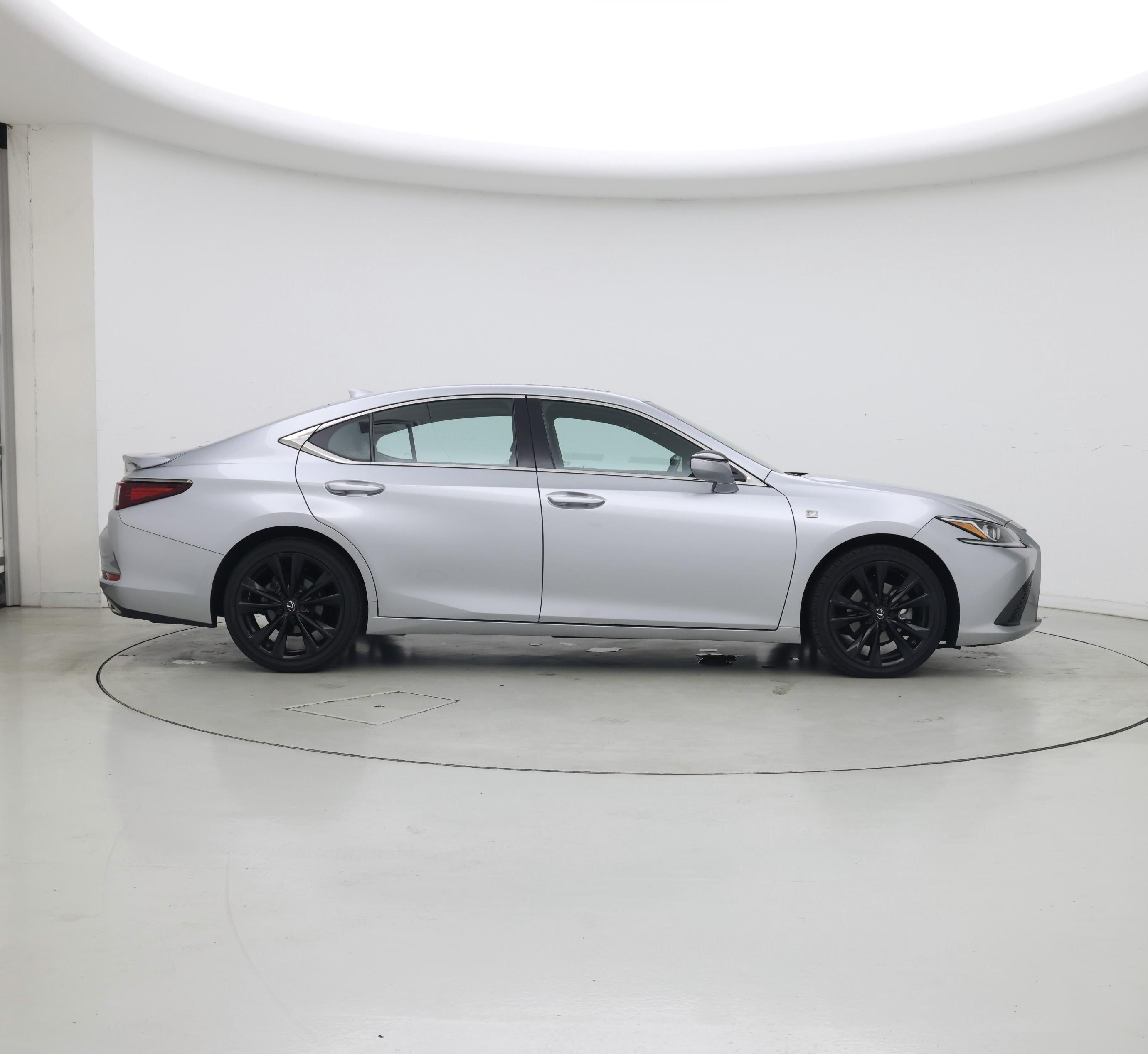 Thumbnail: 2022 Lexus ES - 7