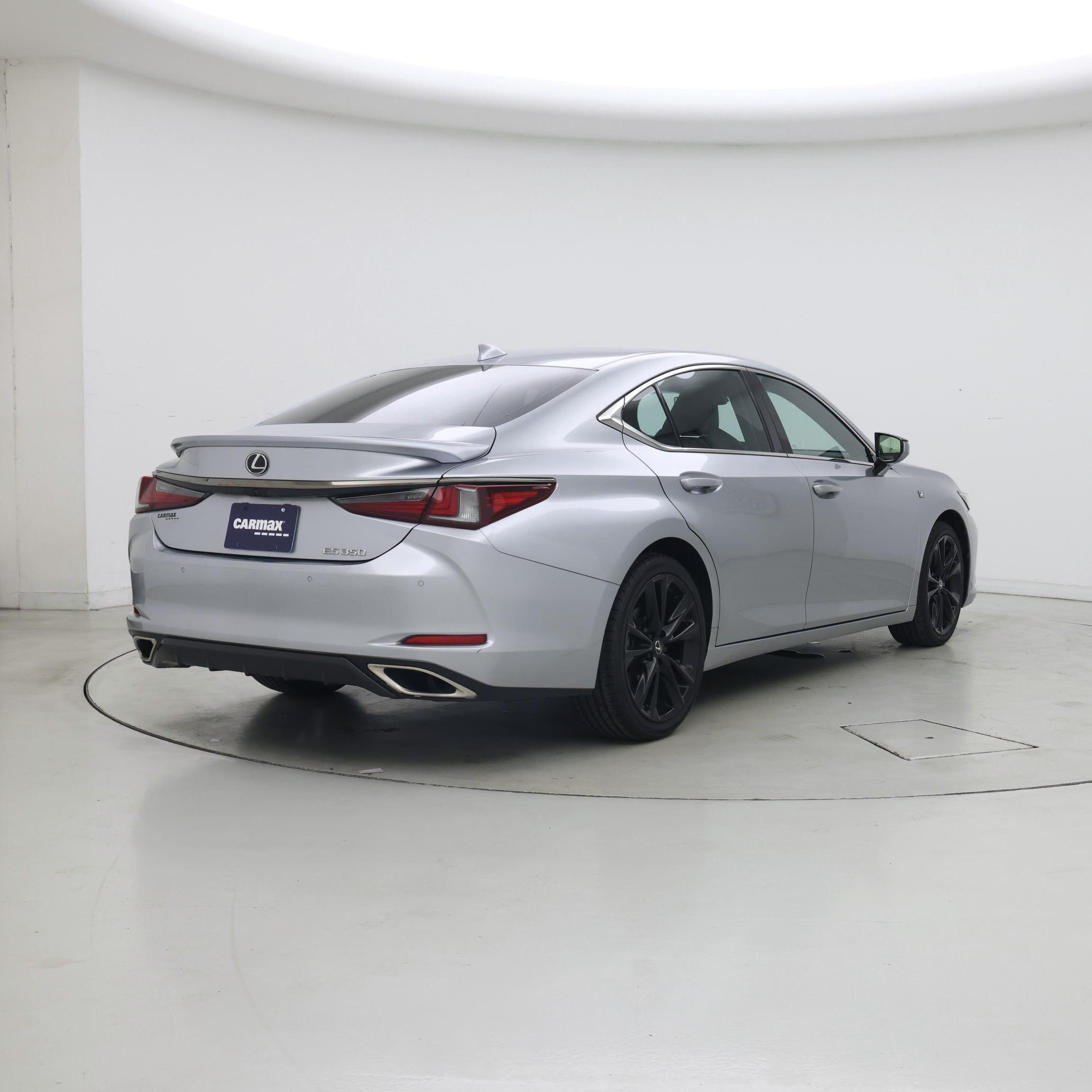 Thumbnail: 2022 Lexus ES - 8