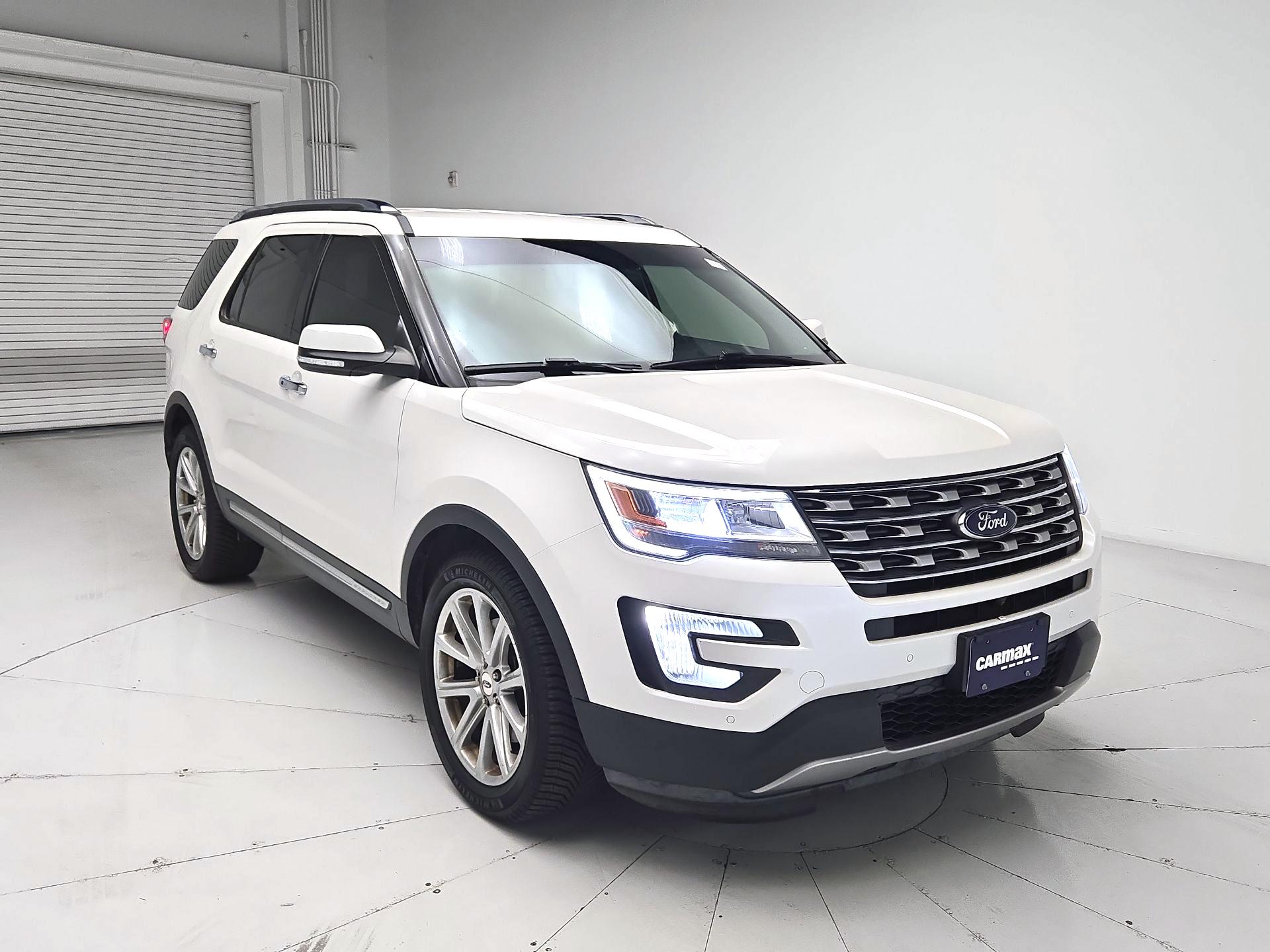 Thumbnail: 2016 Ford Explorer - 1