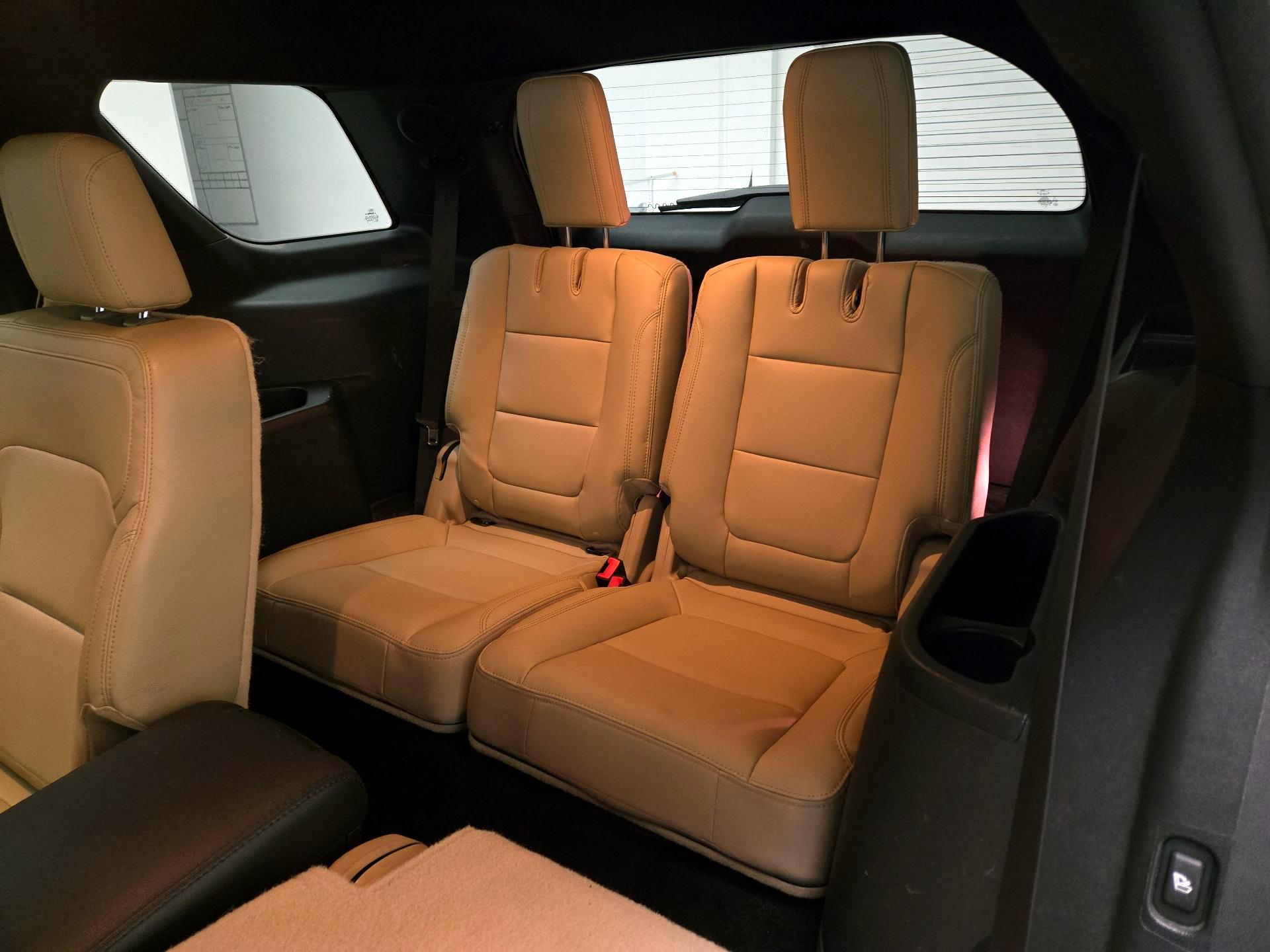 Thumbnail: 2016 Ford Explorer - 19