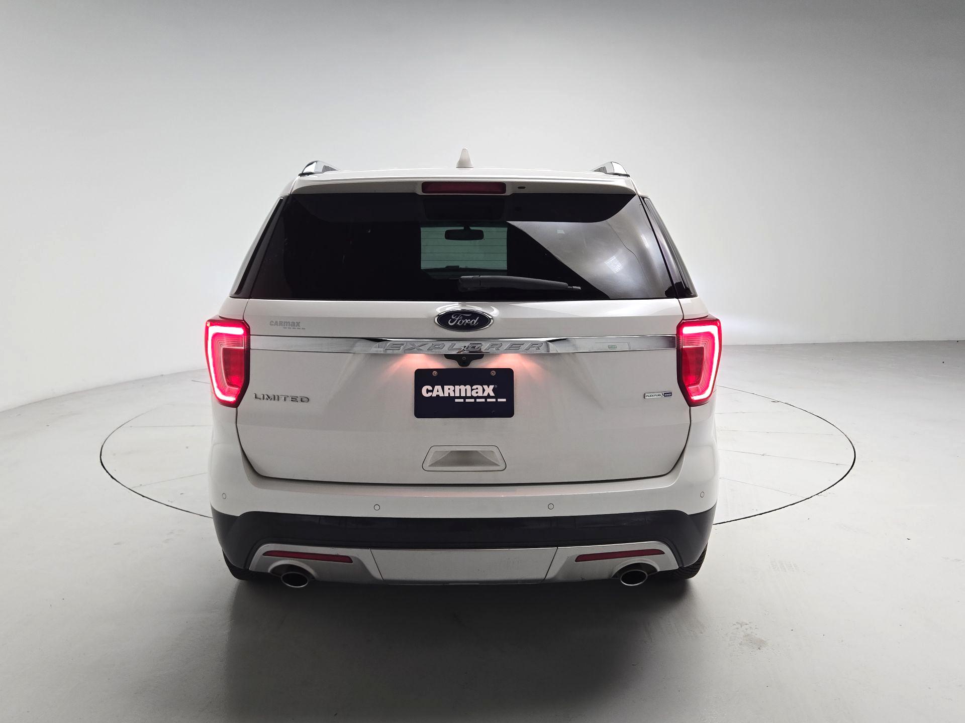 Thumbnail: 2016 Ford Explorer - 6