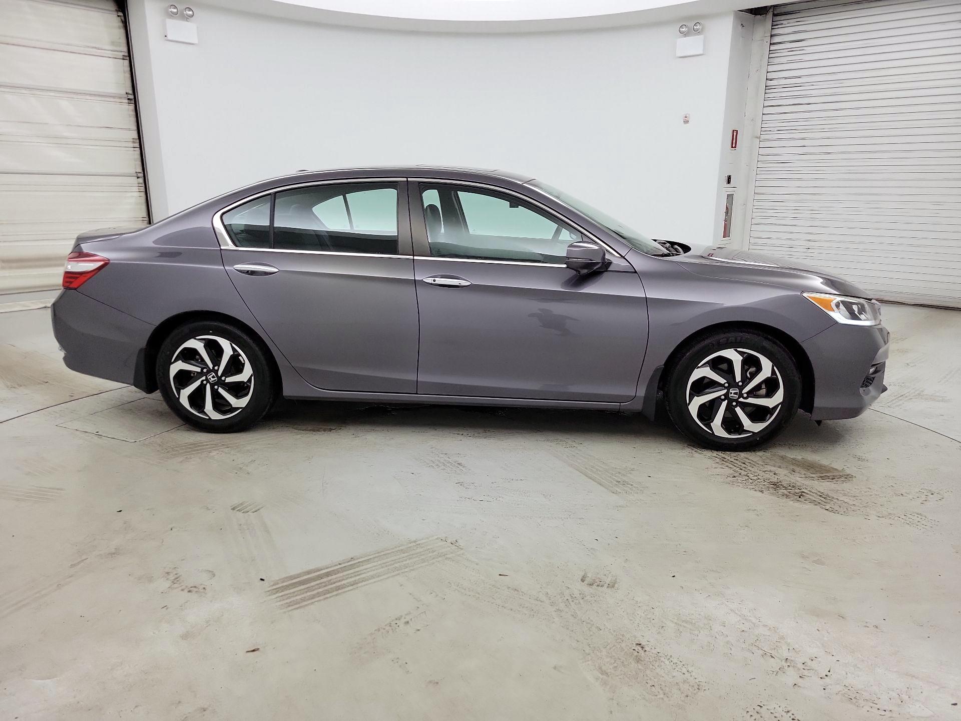 Thumbnail: 2016 Honda Accord - 4