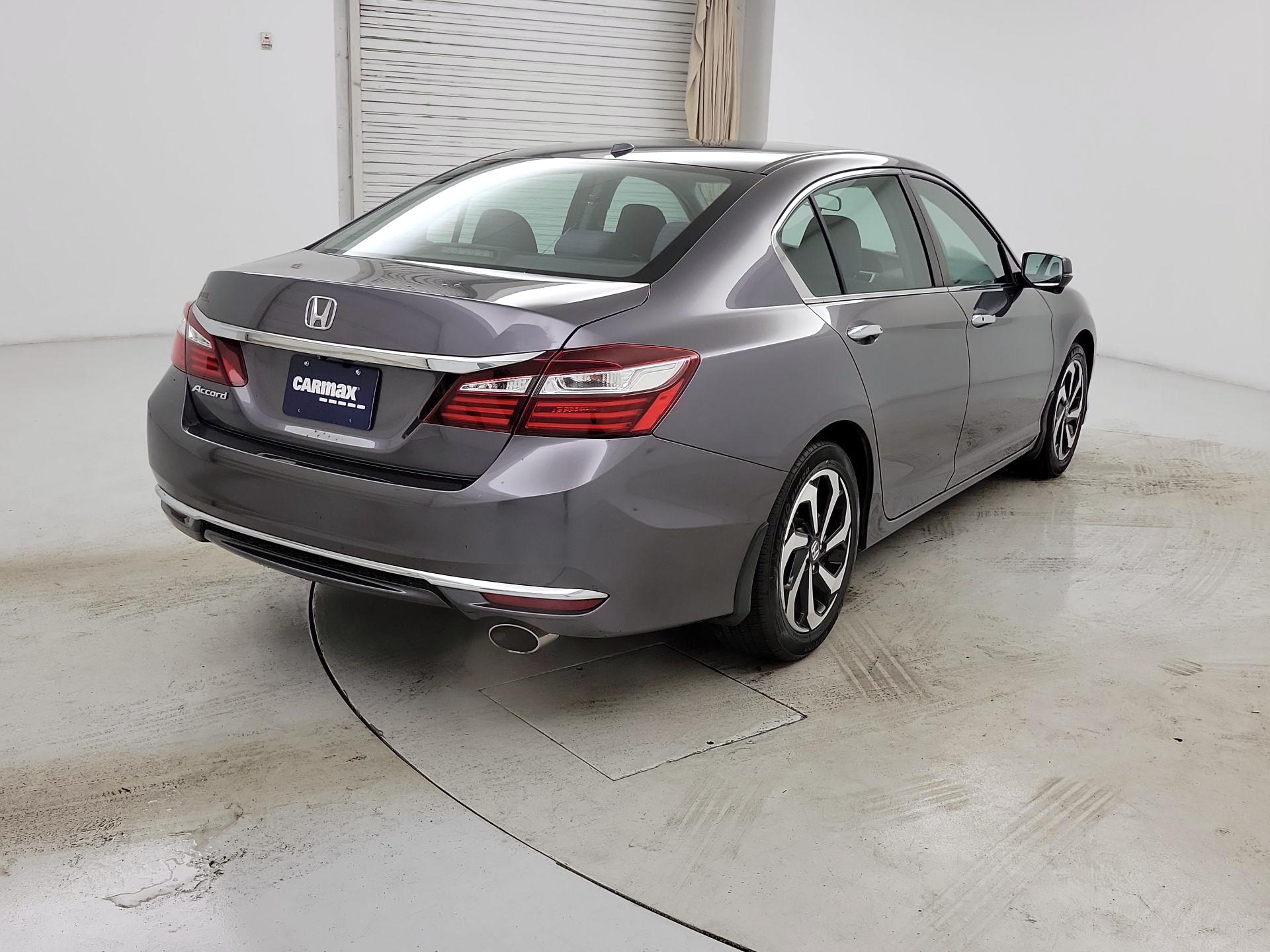 Thumbnail: 2016 Honda Accord - 5