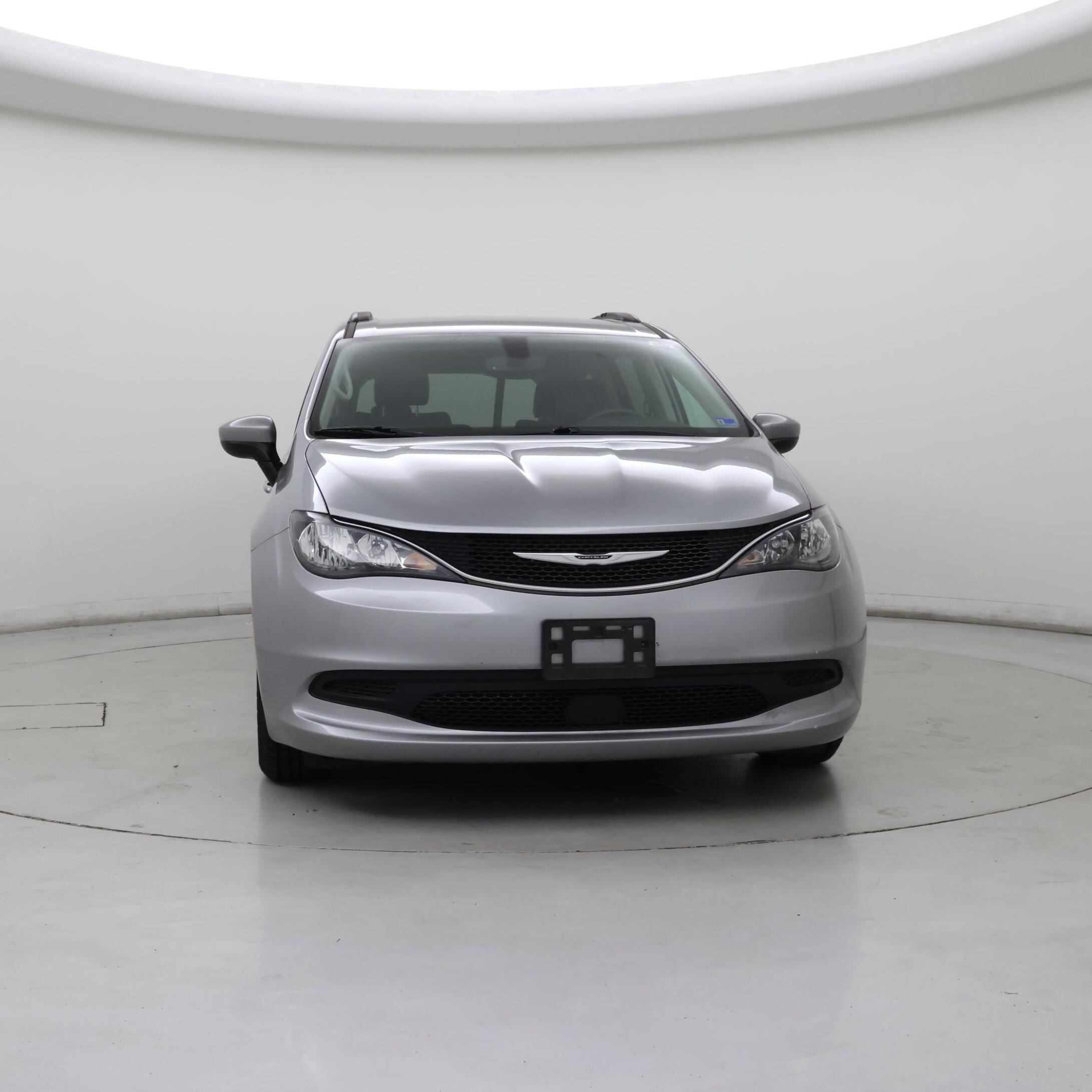 Thumbnail: 2021 Chrysler Voyager - 5