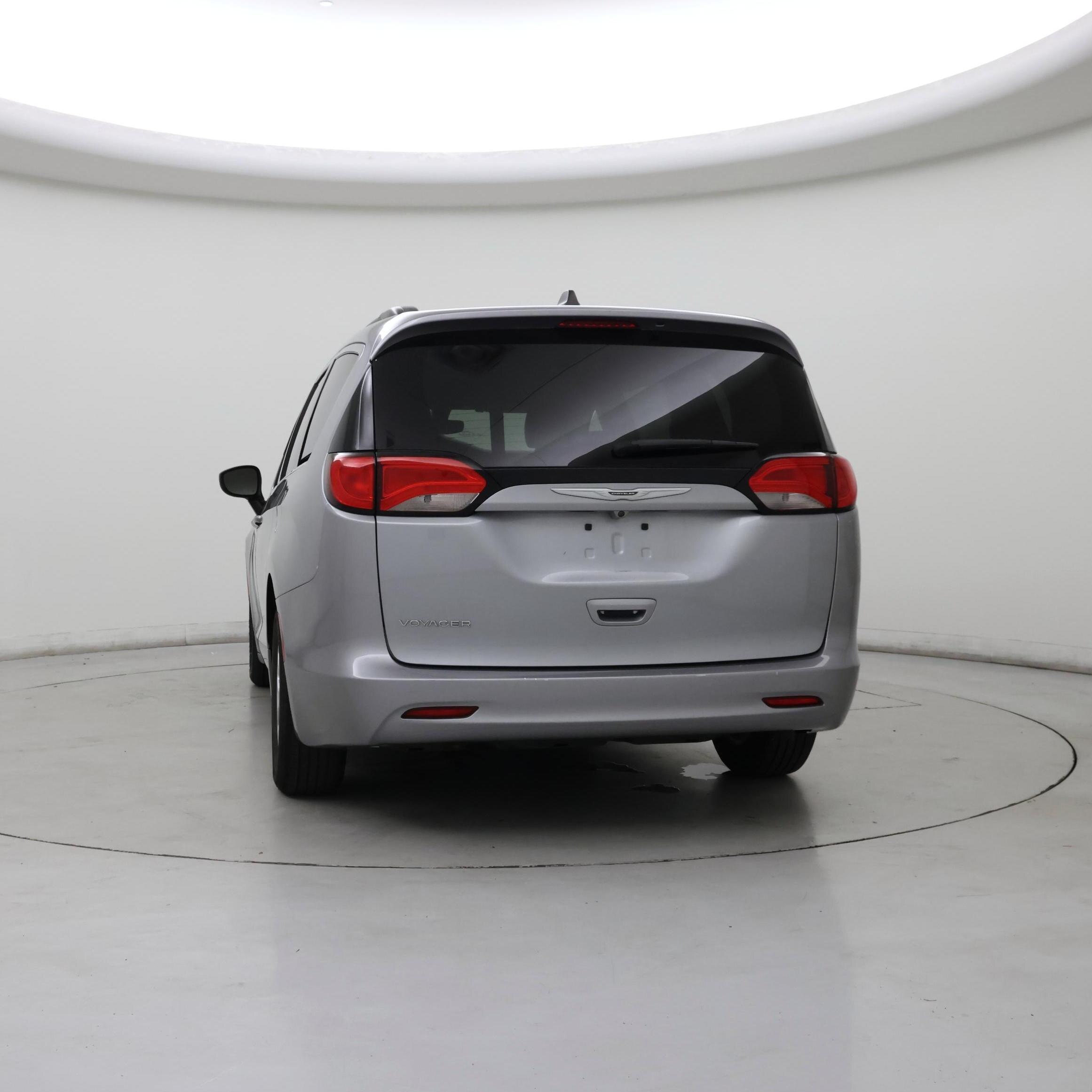 Thumbnail: 2021 Chrysler Voyager - 6