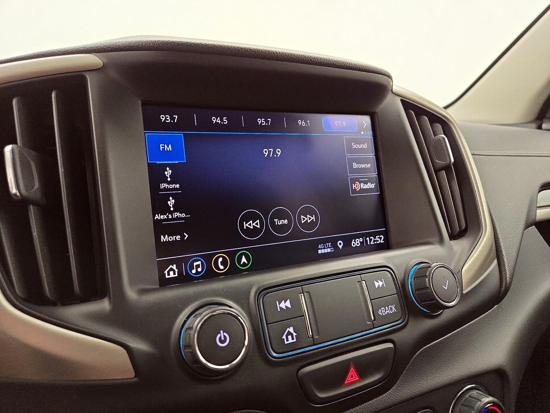 Thumbnail: 2020 GMC Terrain - 16