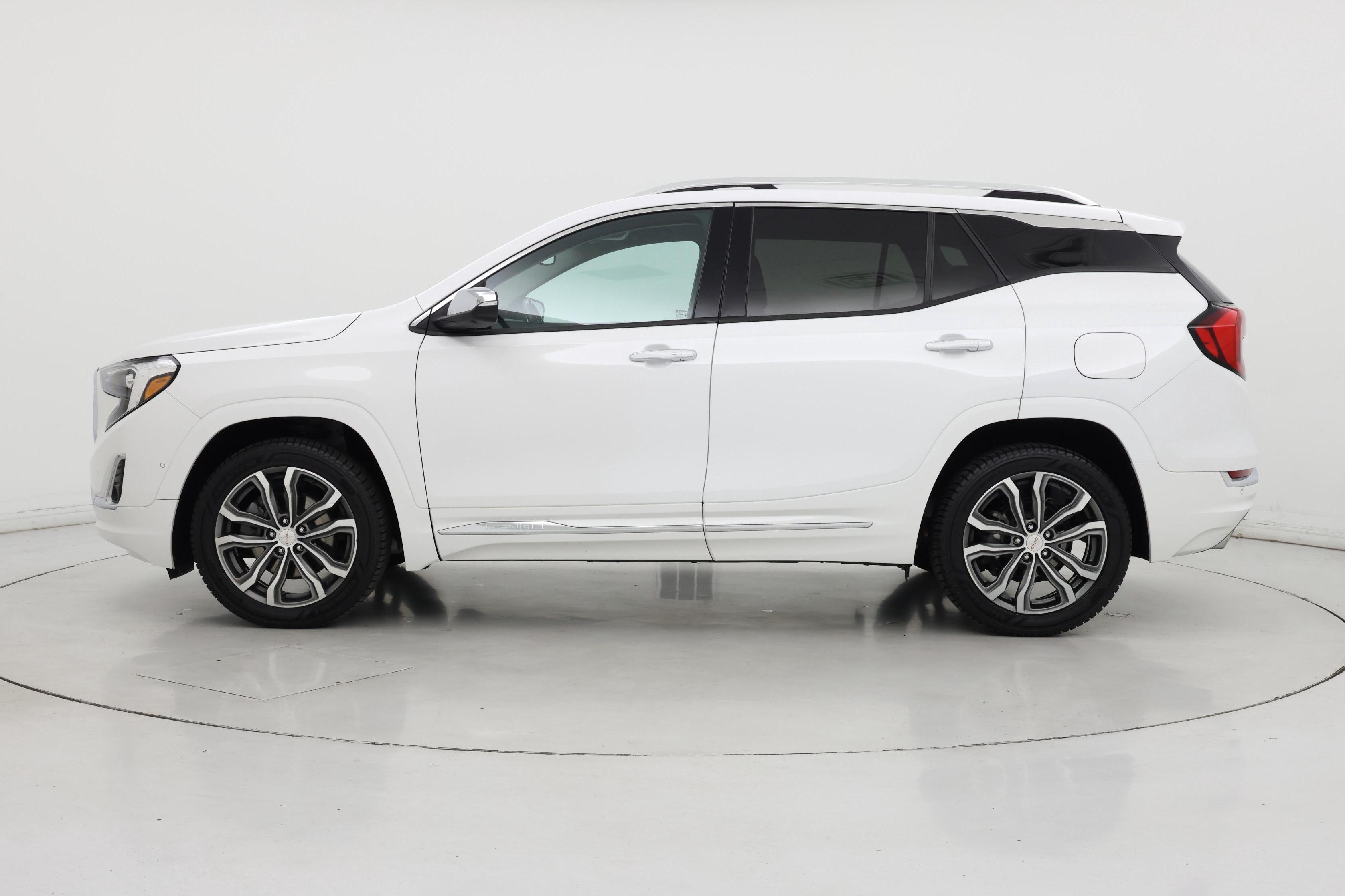 Thumbnail: 2020 GMC Terrain - 3