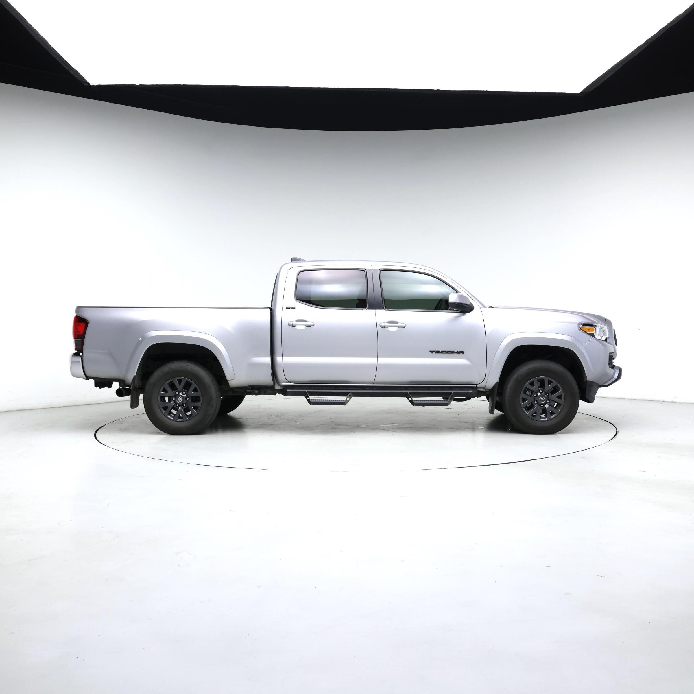 Thumbnail: 2021 Toyota Tacoma - 7