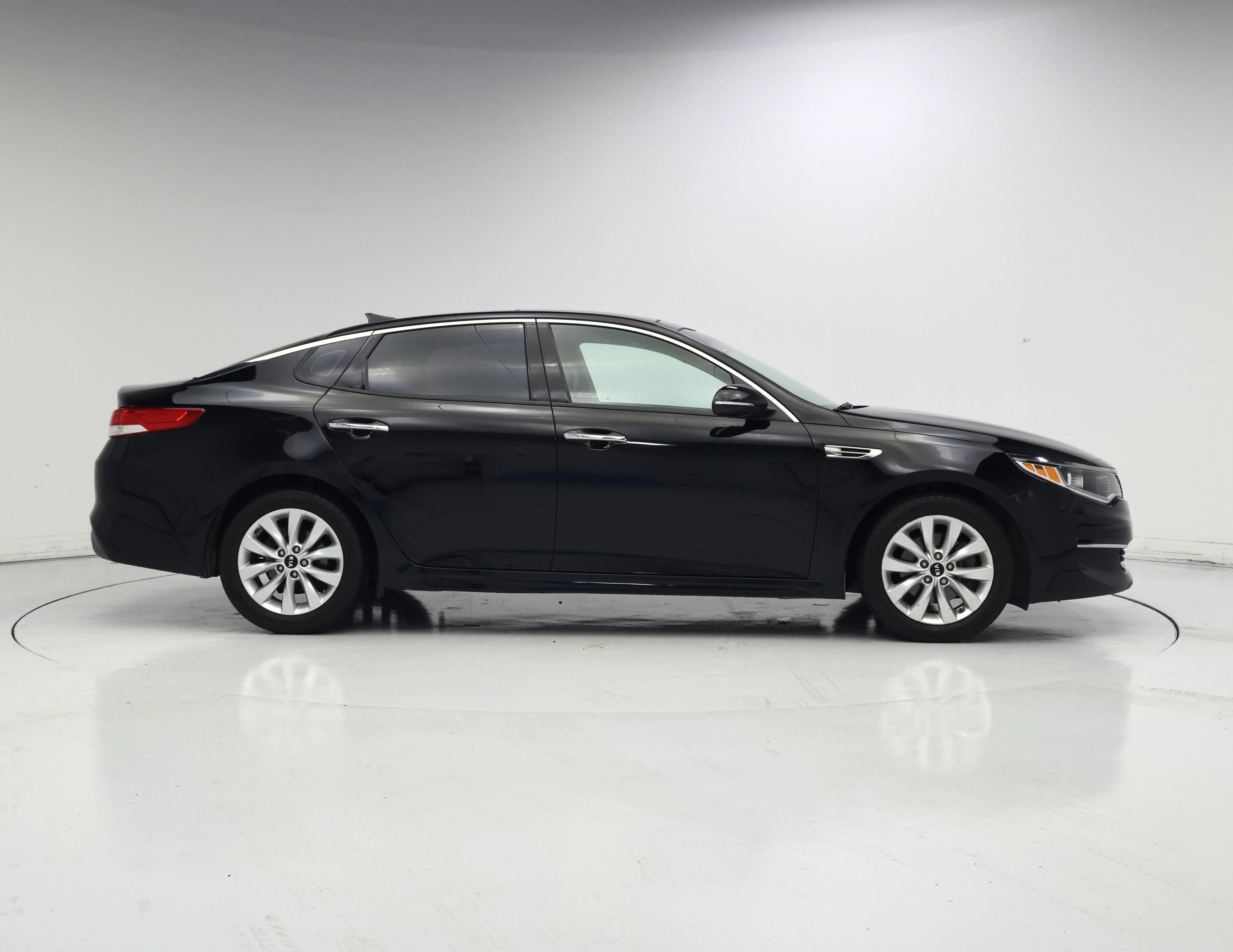 Thumbnail: 2018 Kia Optima - 7