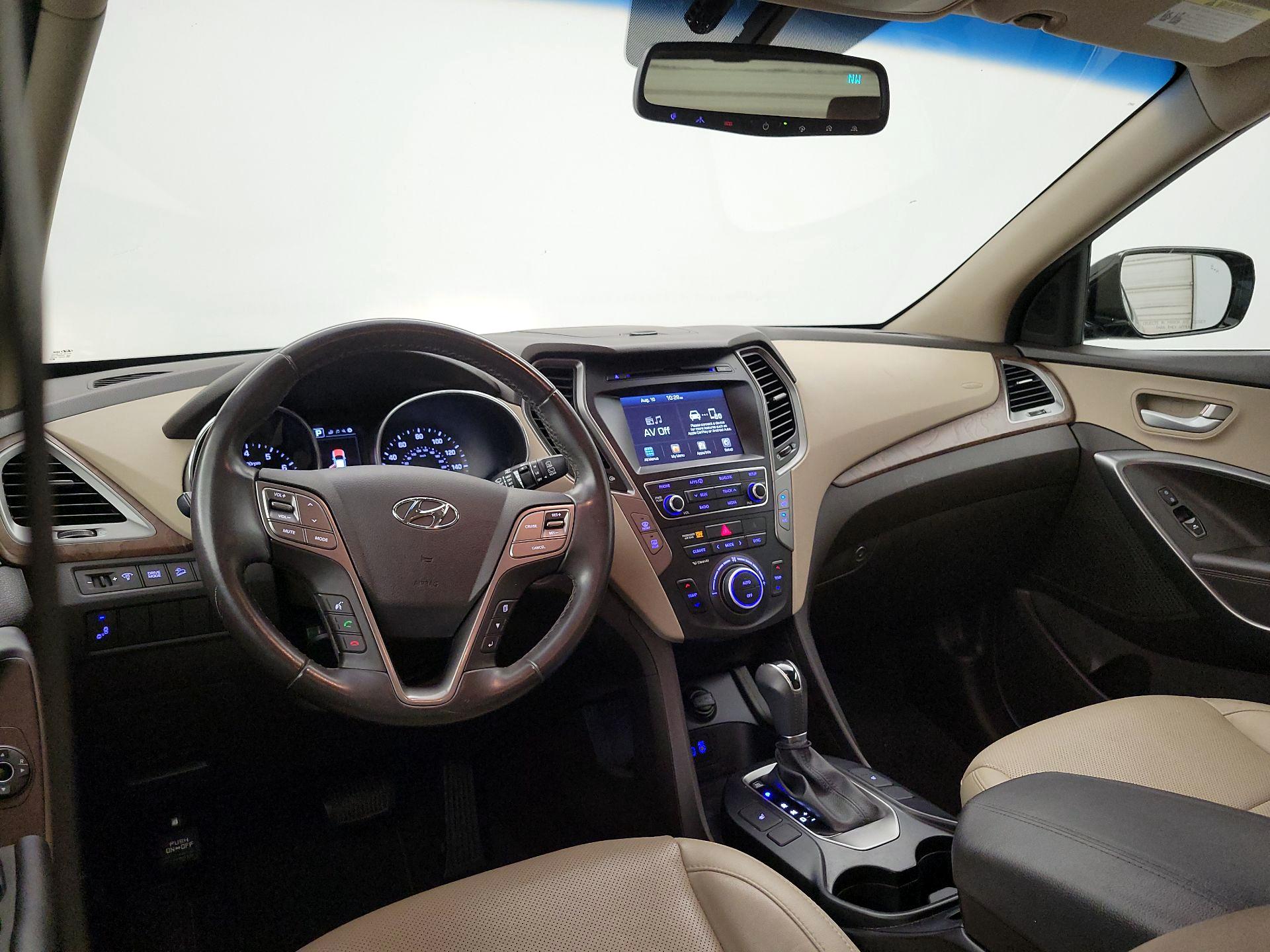 Thumbnail: 2018 Hyundai Santa Fe - 9