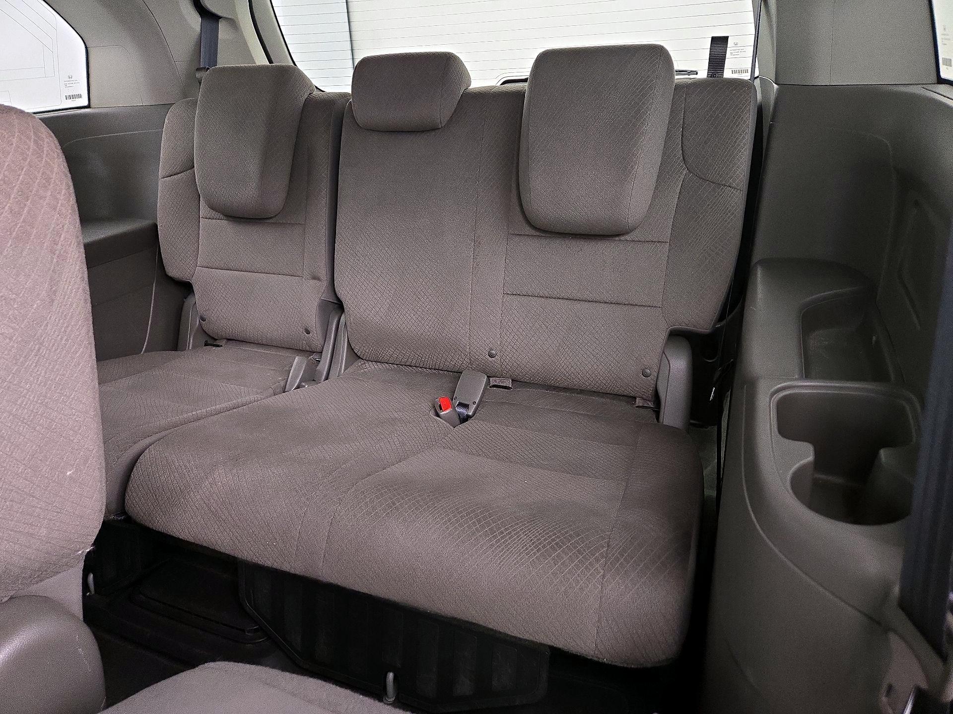 Thumbnail: 2015 Honda Odyssey - 20