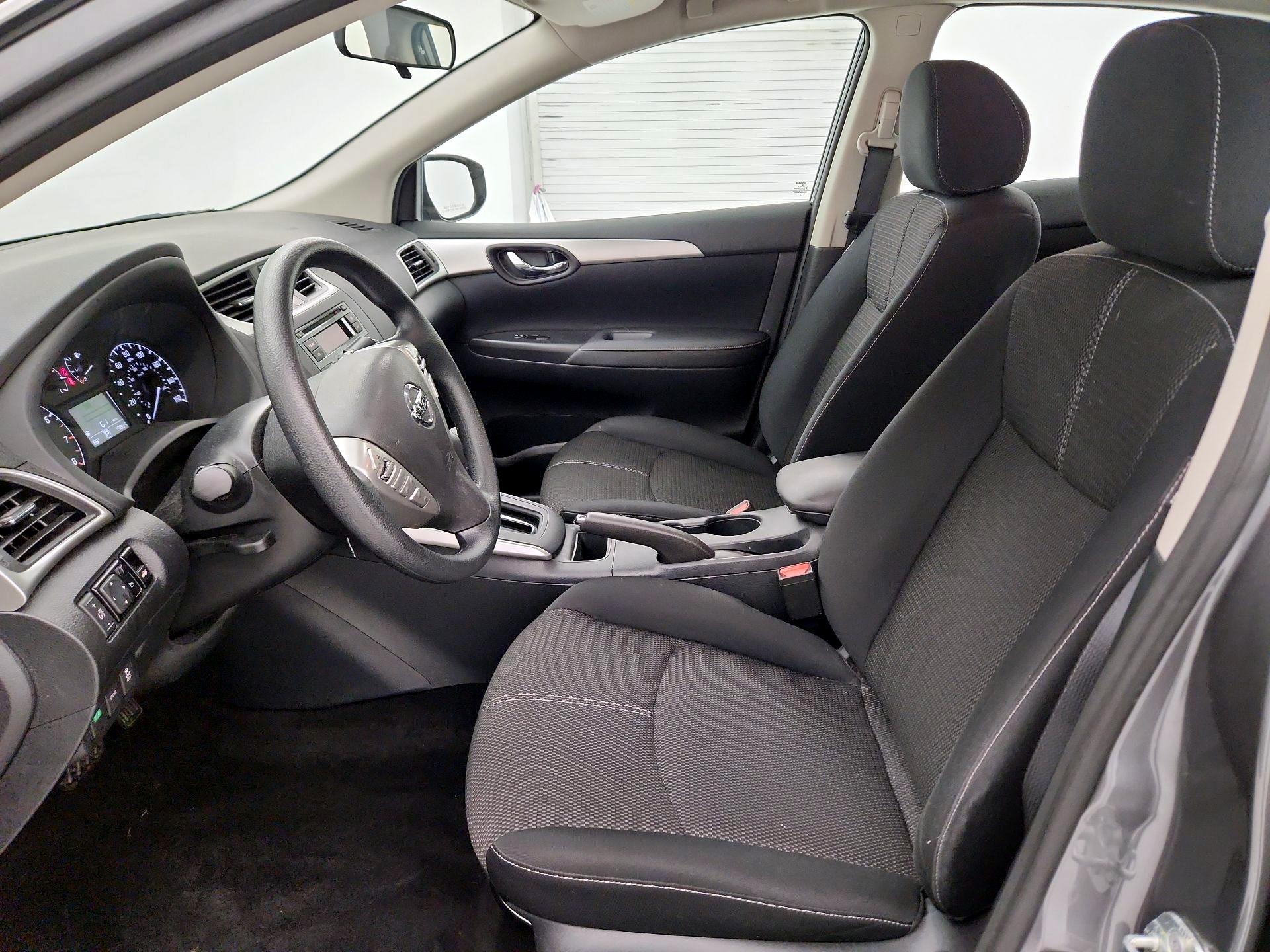 Thumbnail: 2017 Nissan Sentra - 11