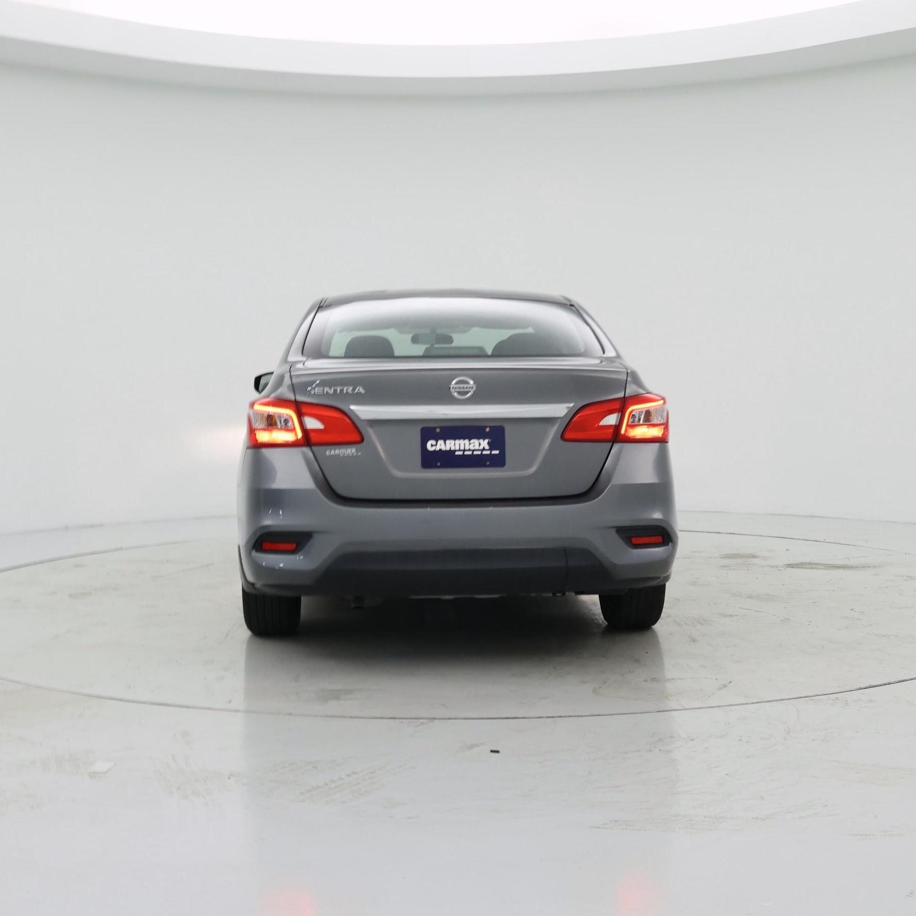 Thumbnail: 2017 Nissan Sentra - 6