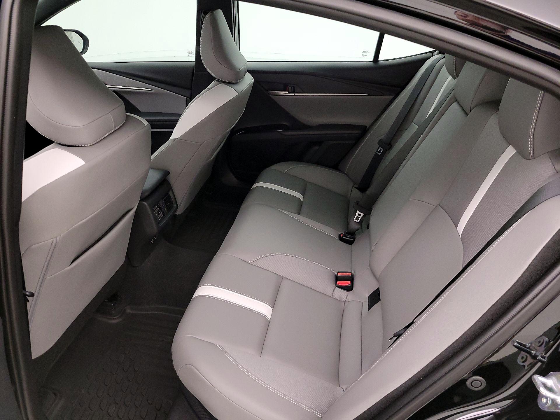 Thumbnail: 2026 Toyota Camry - 20
