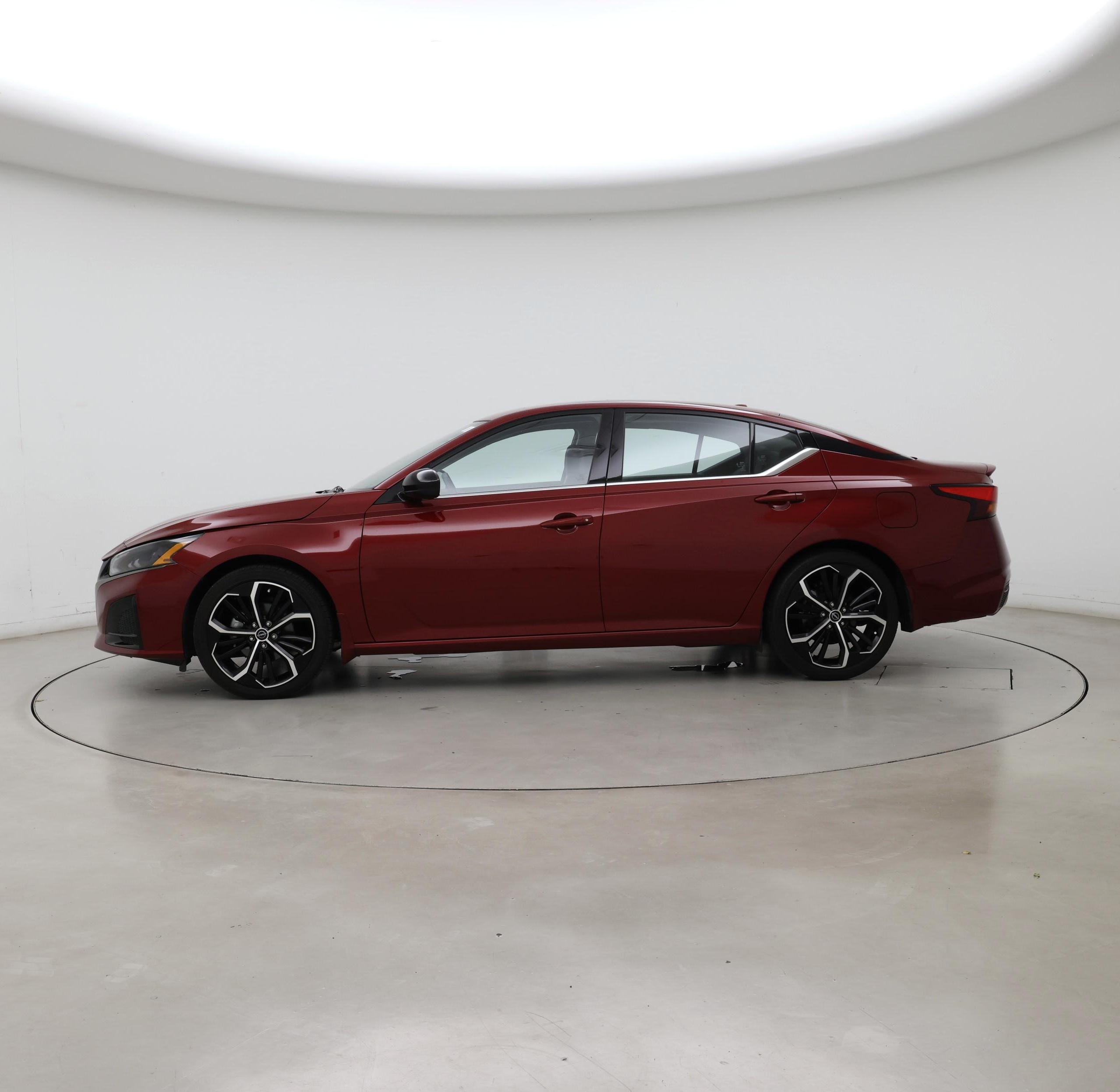 Thumbnail: 2024 Nissan Altima - 3