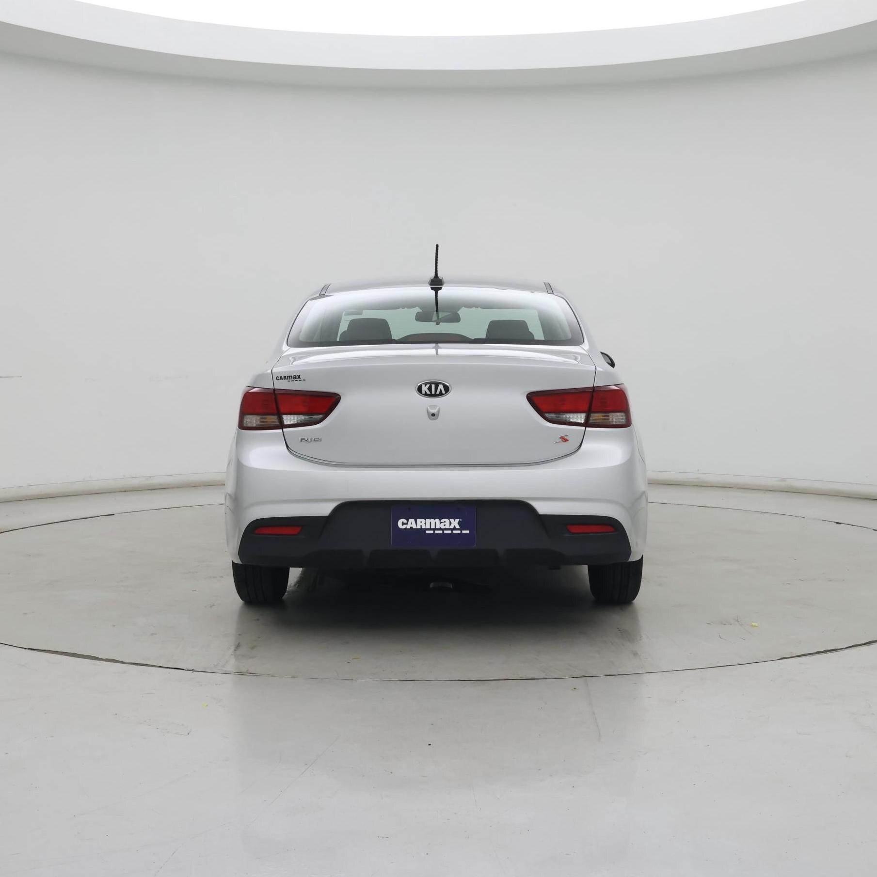 Thumbnail: 2020 Kia Rio - 6