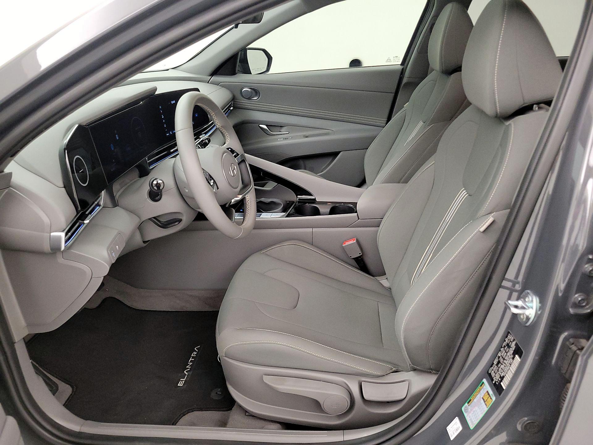 Thumbnail: 2024 Hyundai Elantra - 11