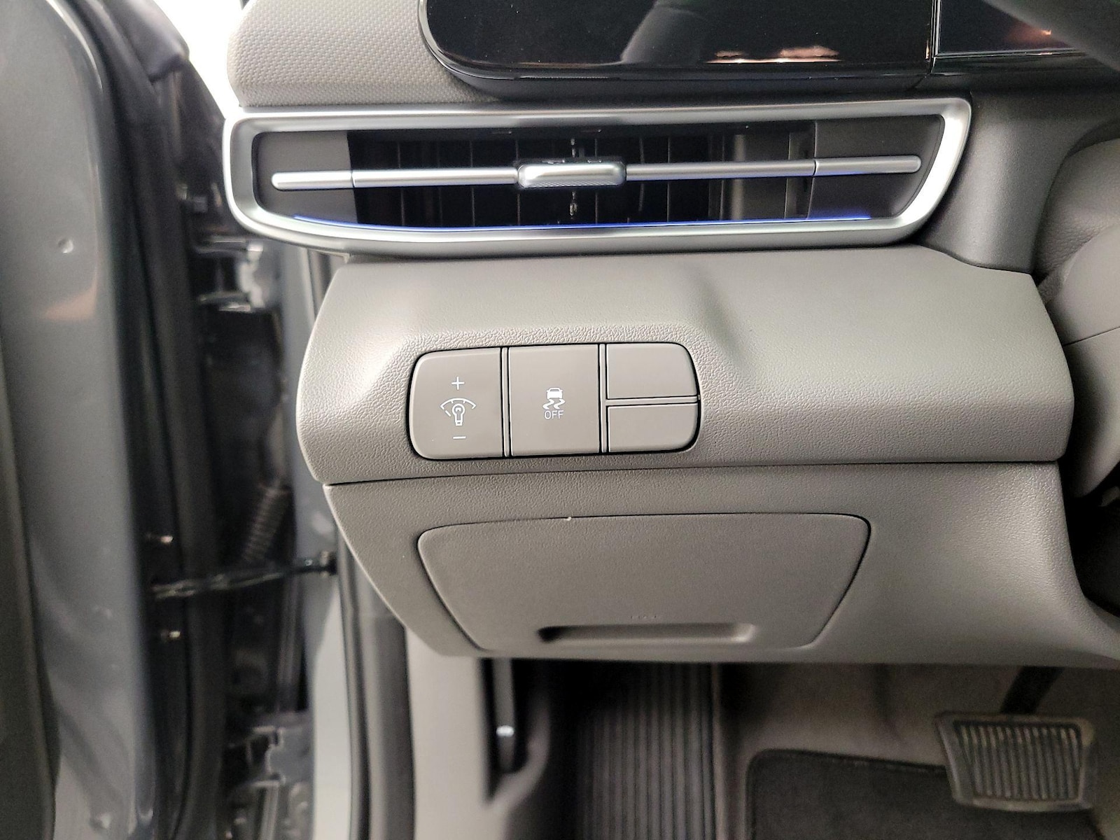 2024 Hyundai Elantra SEL - Photo 14