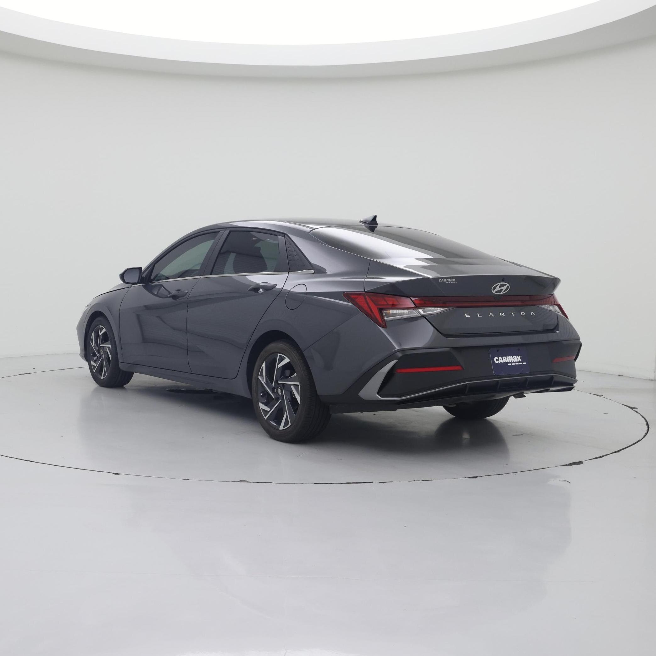 Thumbnail: 2024 Hyundai Elantra - 2