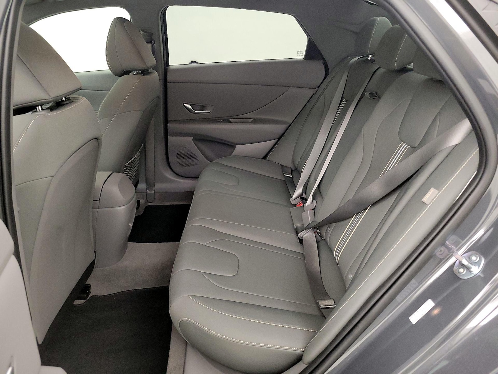 2024 Hyundai Elantra SEL - Photo 22