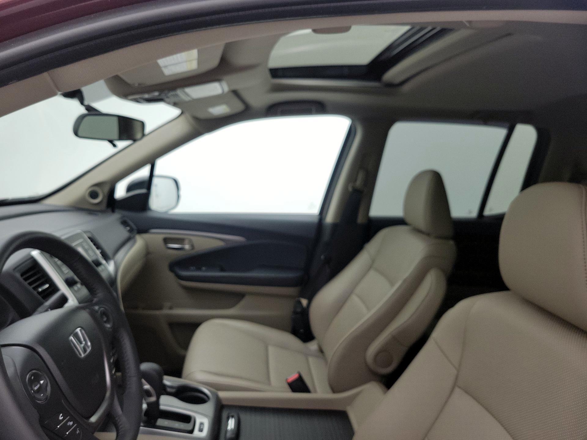 Thumbnail: 2019 Honda Ridgeline - 19