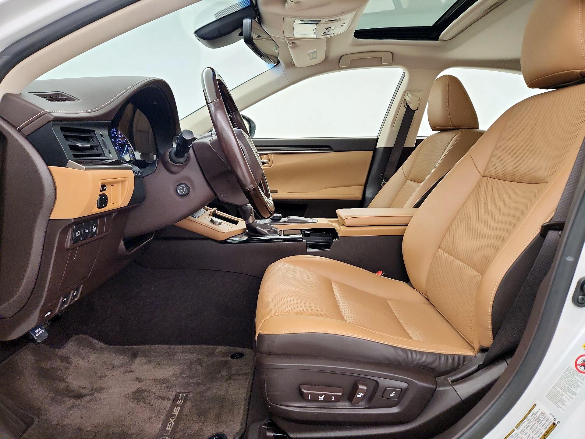 Thumbnail: 2016 Lexus ES - 9