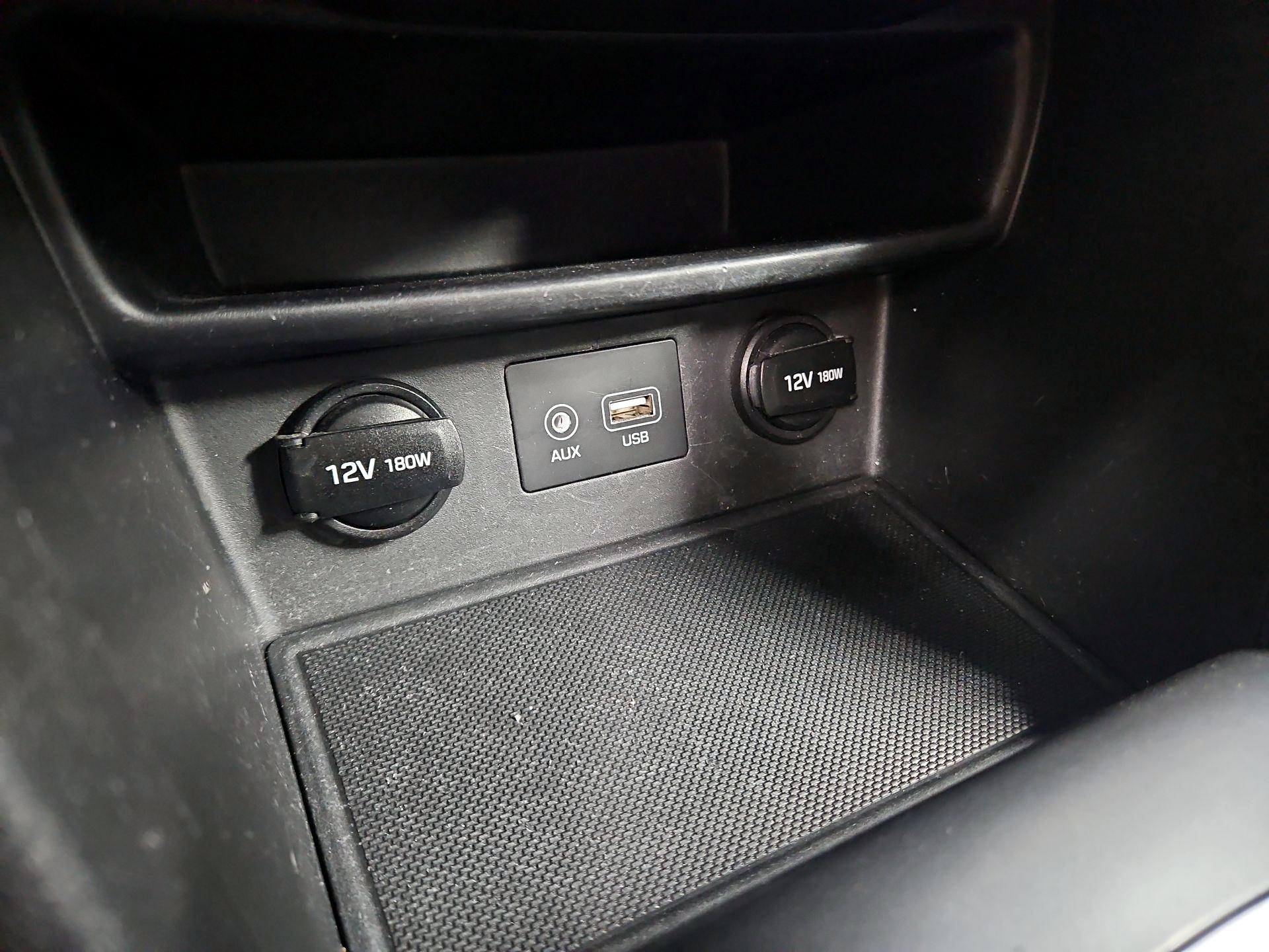 Thumbnail: 2018 Hyundai Kona - 18