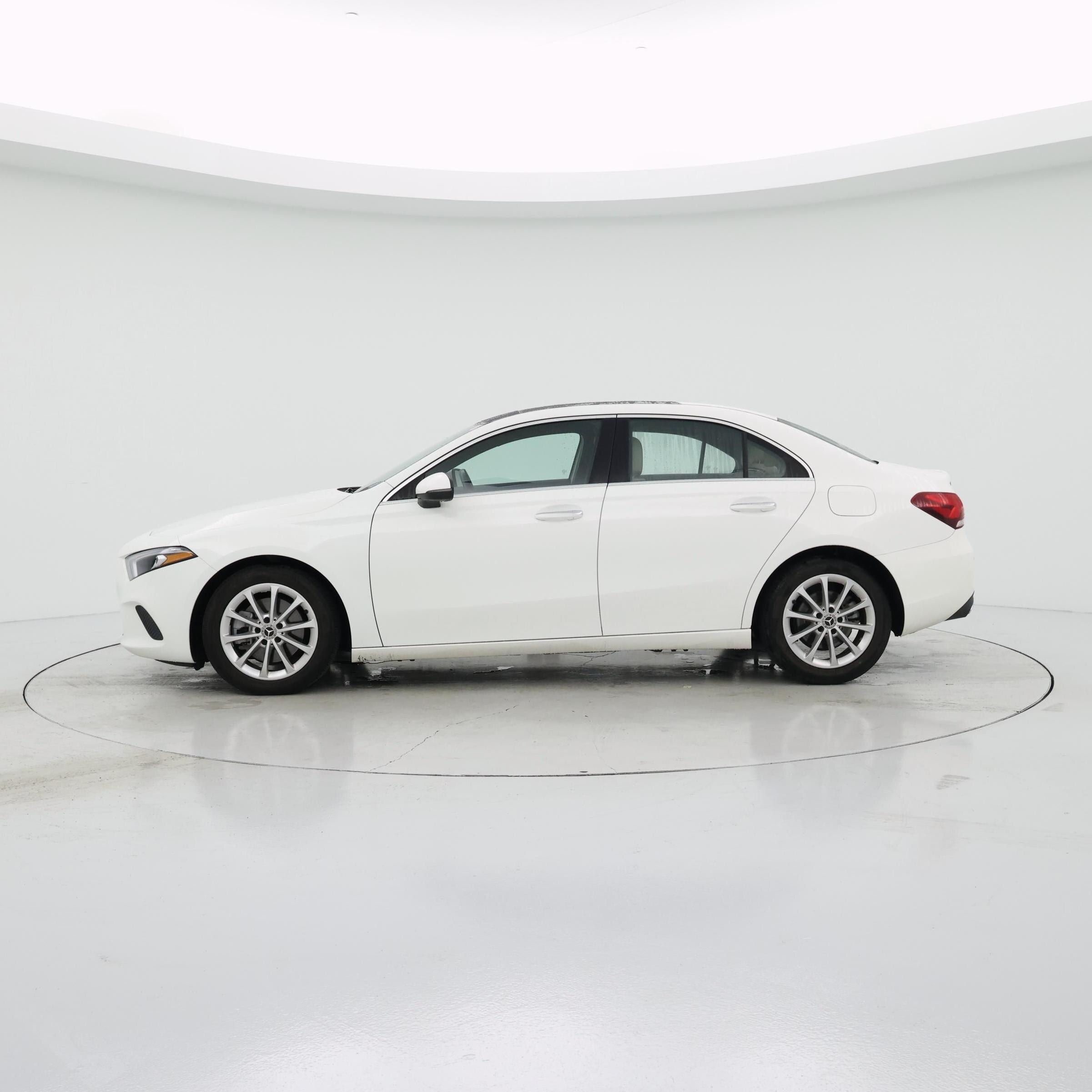 Thumbnail: 2021 Mercedes-Benz A-Class - 3