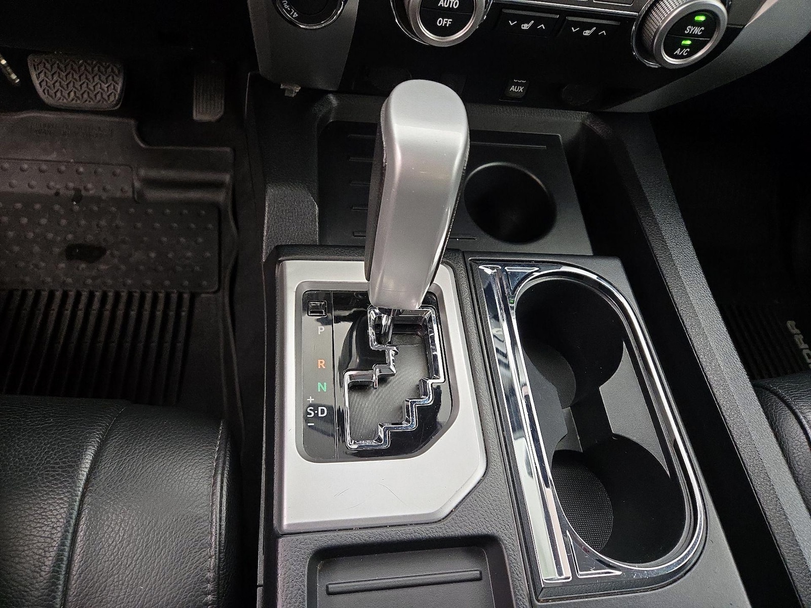 2018 Toyota Tundra Limited - Photo 19
