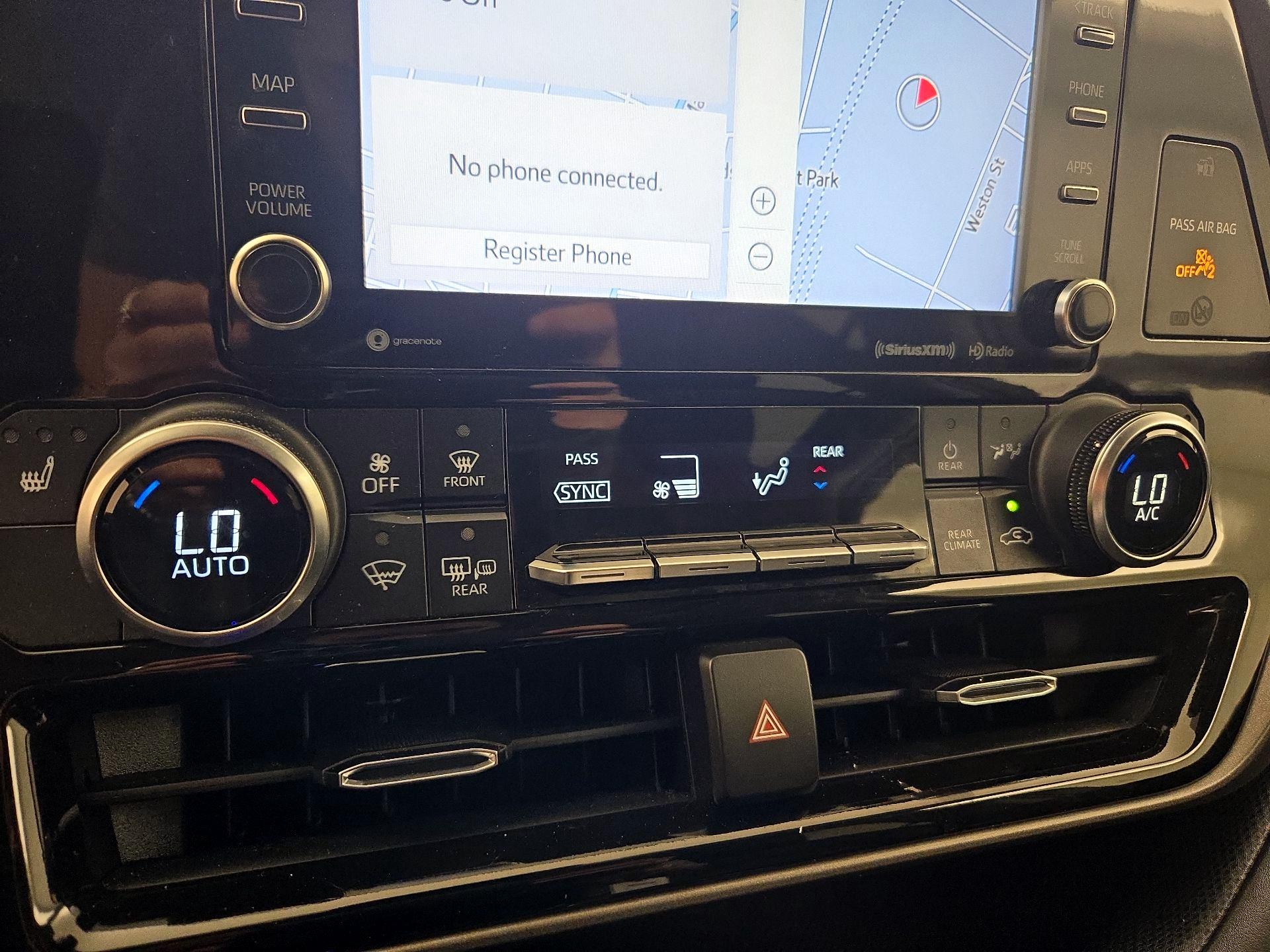 Thumbnail: 2021 Toyota Highlander - 17