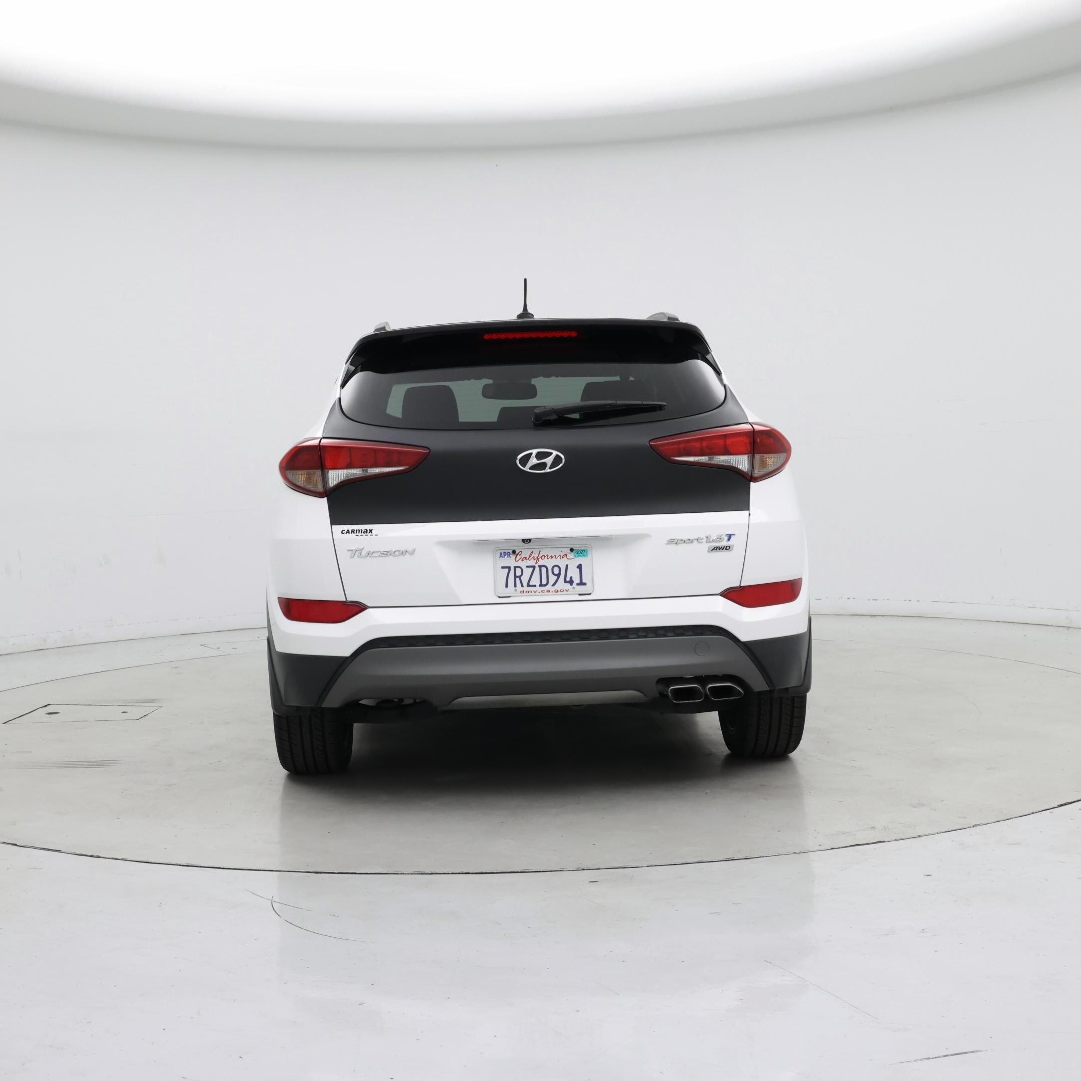 Thumbnail: 2016 Hyundai Tucson - 6