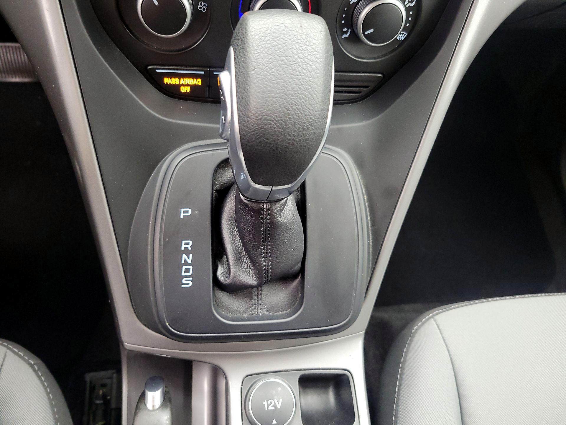 Thumbnail: 2015 Ford Escape - 17