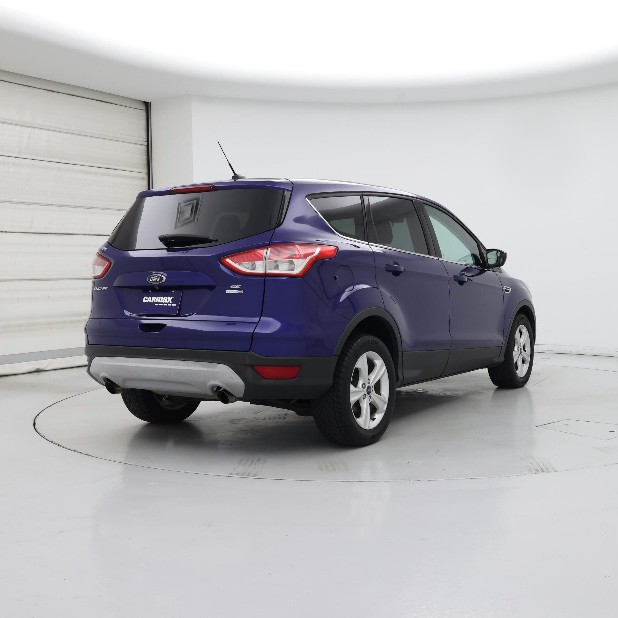 Thumbnail: 2015 Ford Escape - 8