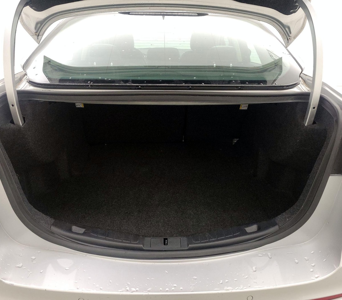 Trunk/Cargo (Seats Up)