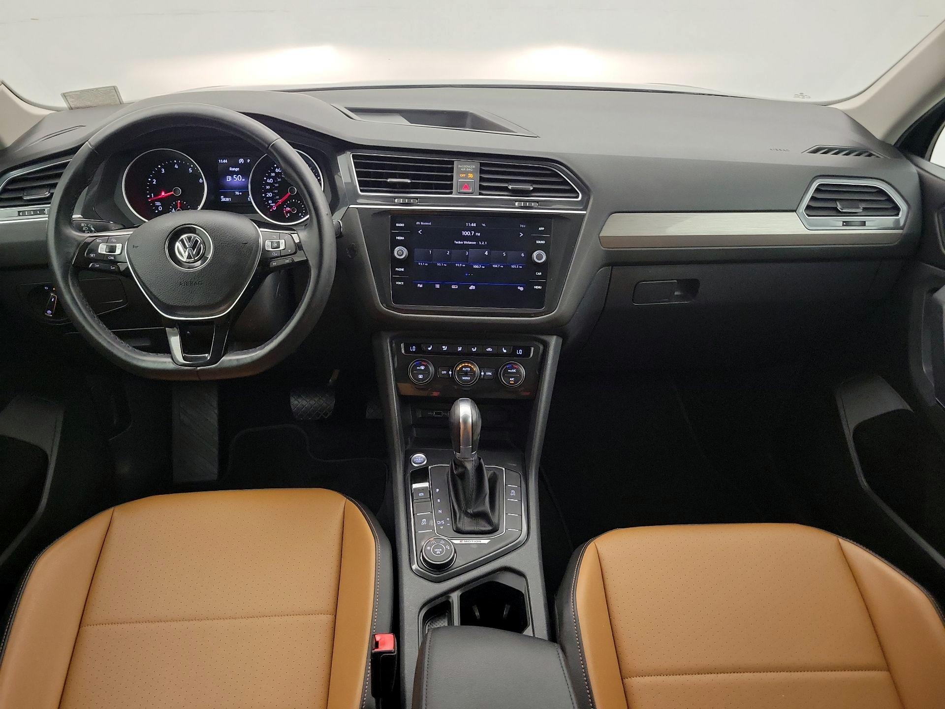Thumbnail: 2018 Volkswagen Tiguan - 9