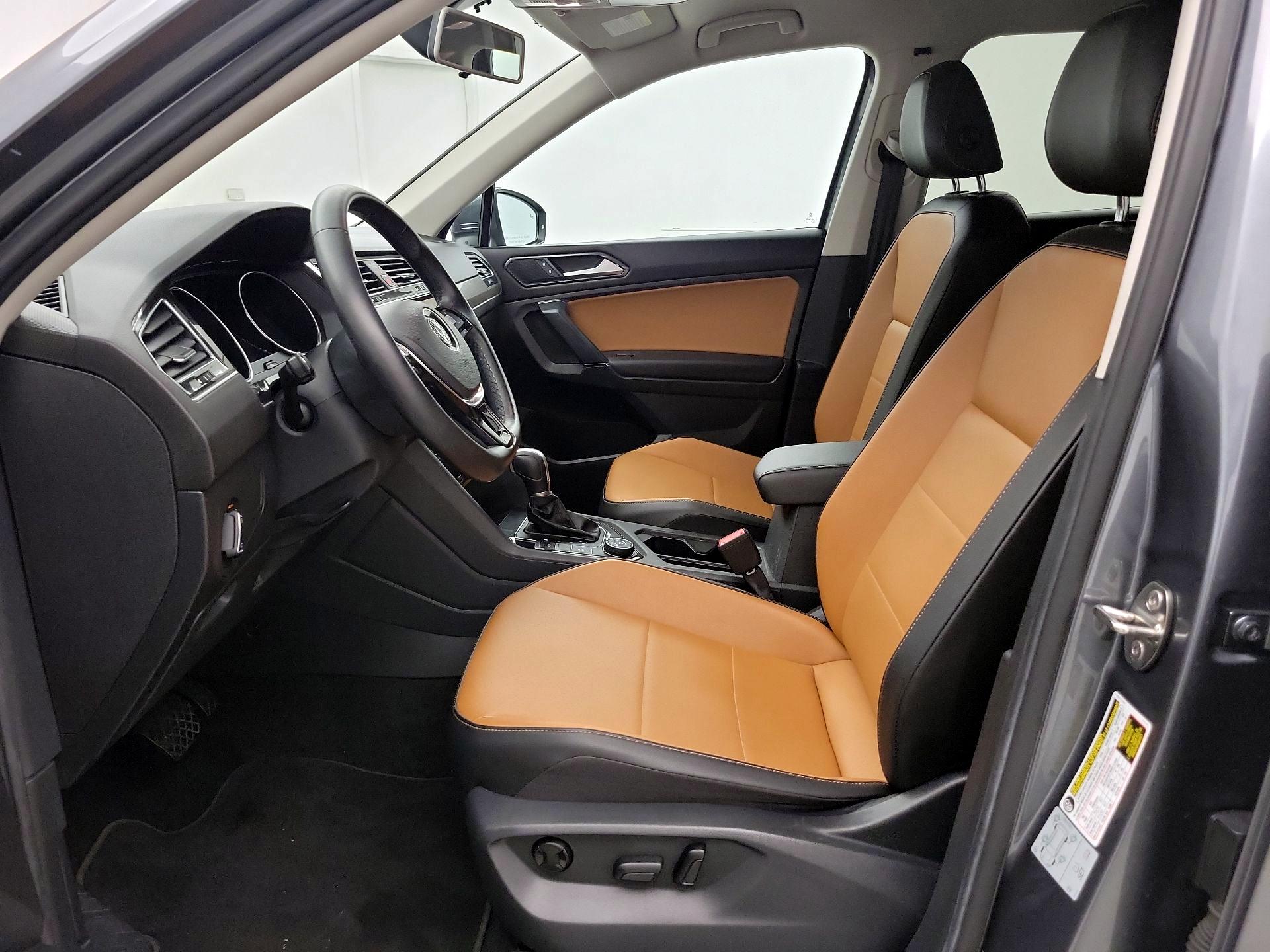 Thumbnail: 2018 Volkswagen Tiguan - 11