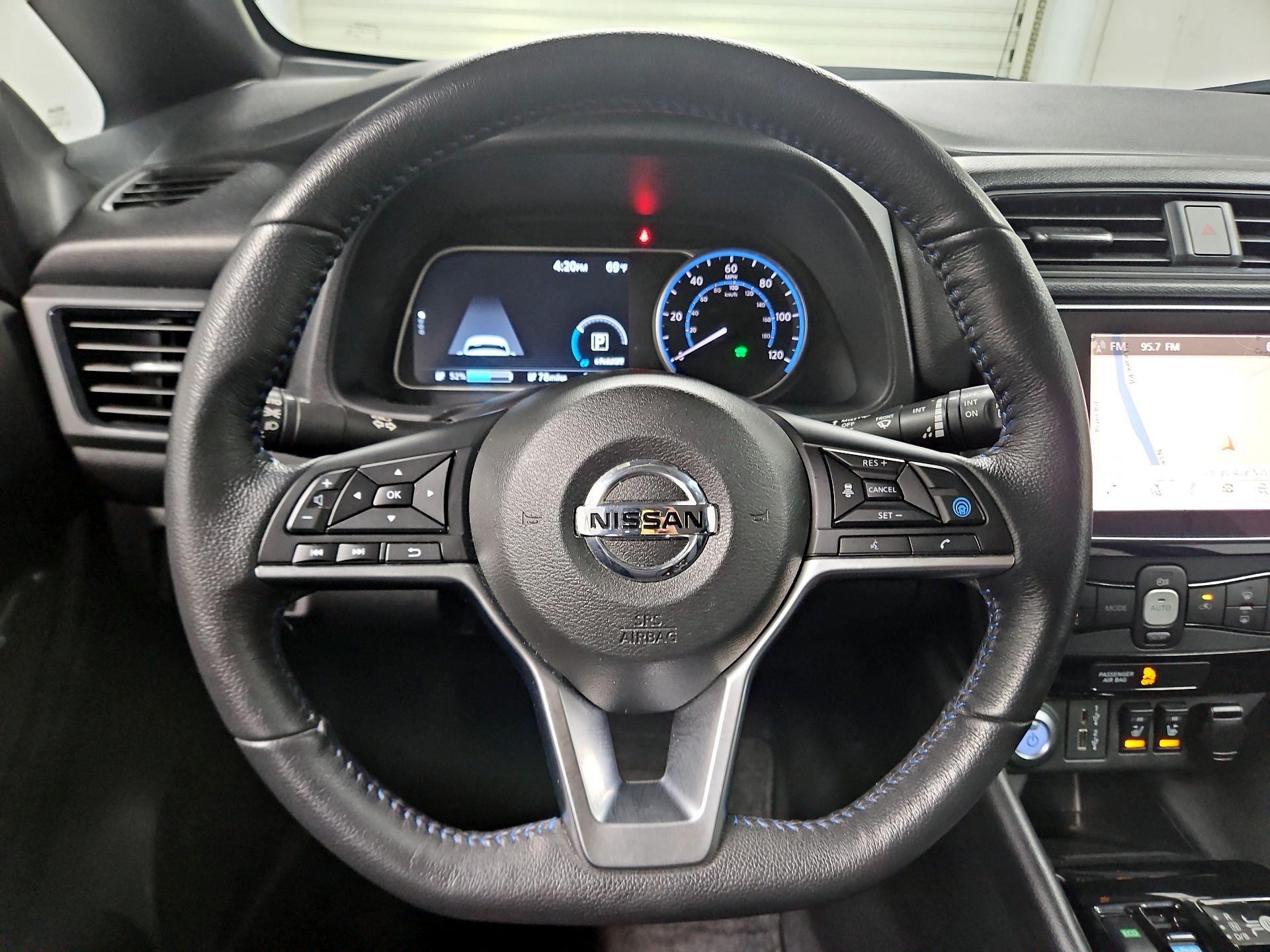 Thumbnail: 2021 Nissan Leaf - 10