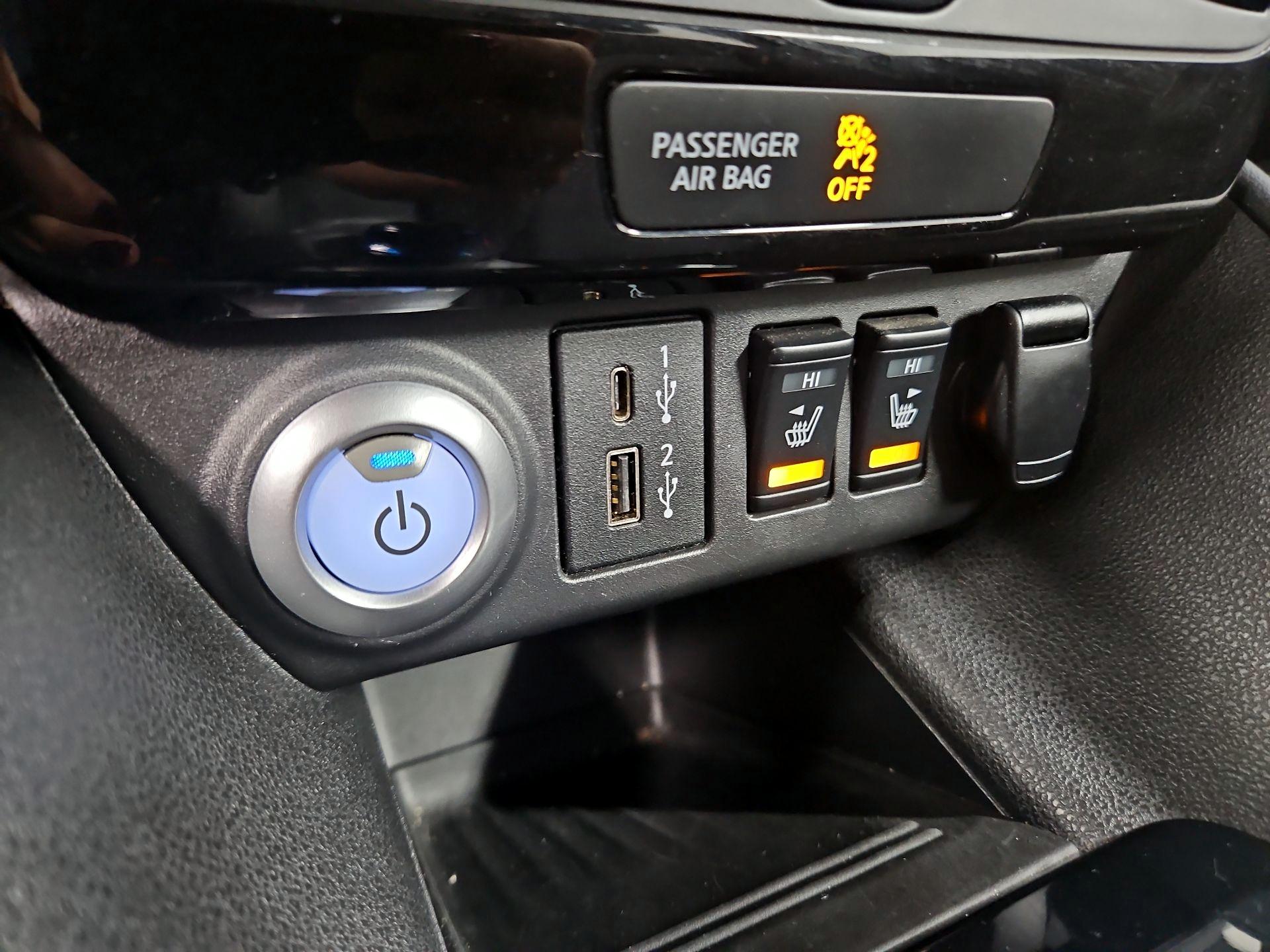 Thumbnail: 2021 Nissan Leaf - 19