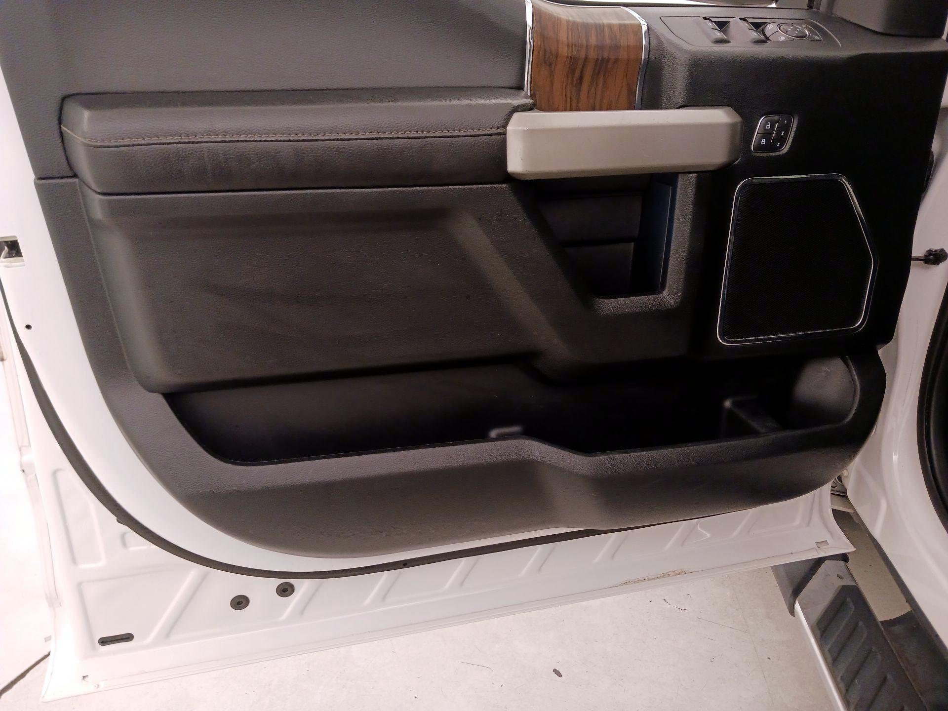 Thumbnail: 2019 Ford F-150 - 12