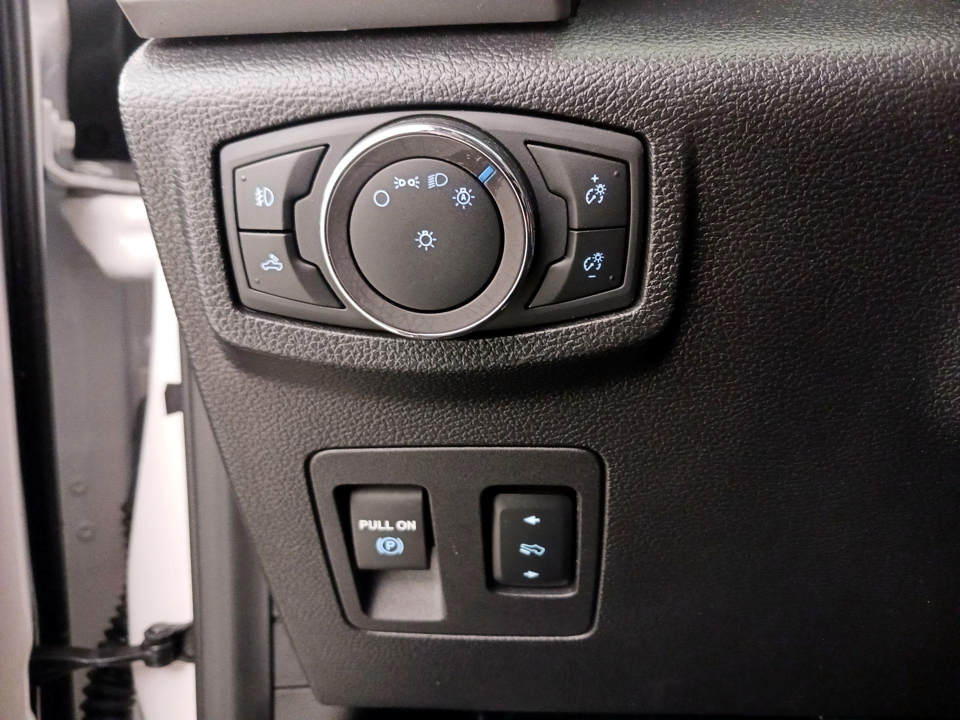 Thumbnail: 2019 Ford F-150 - 13