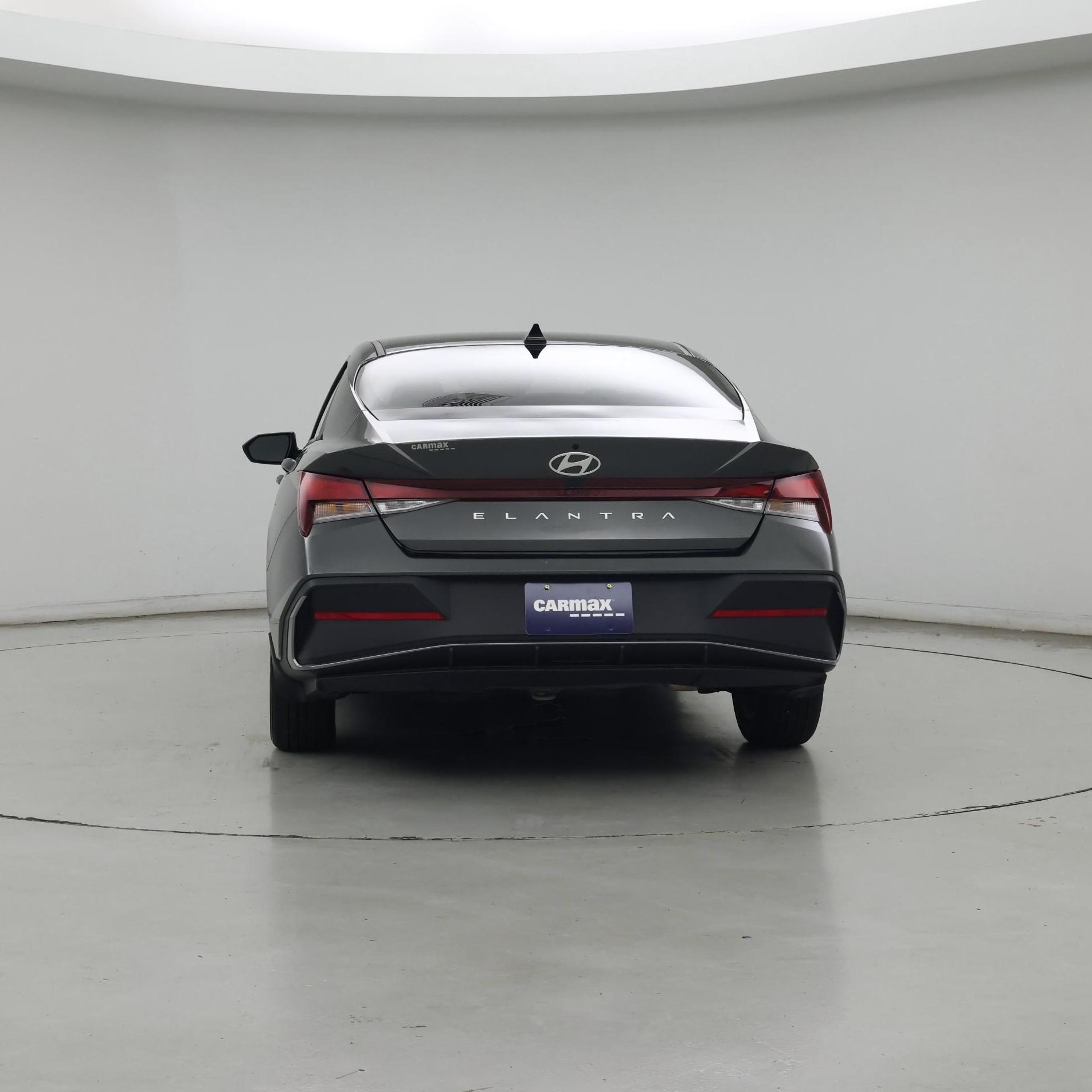 Thumbnail: 2024 Hyundai Elantra - 6