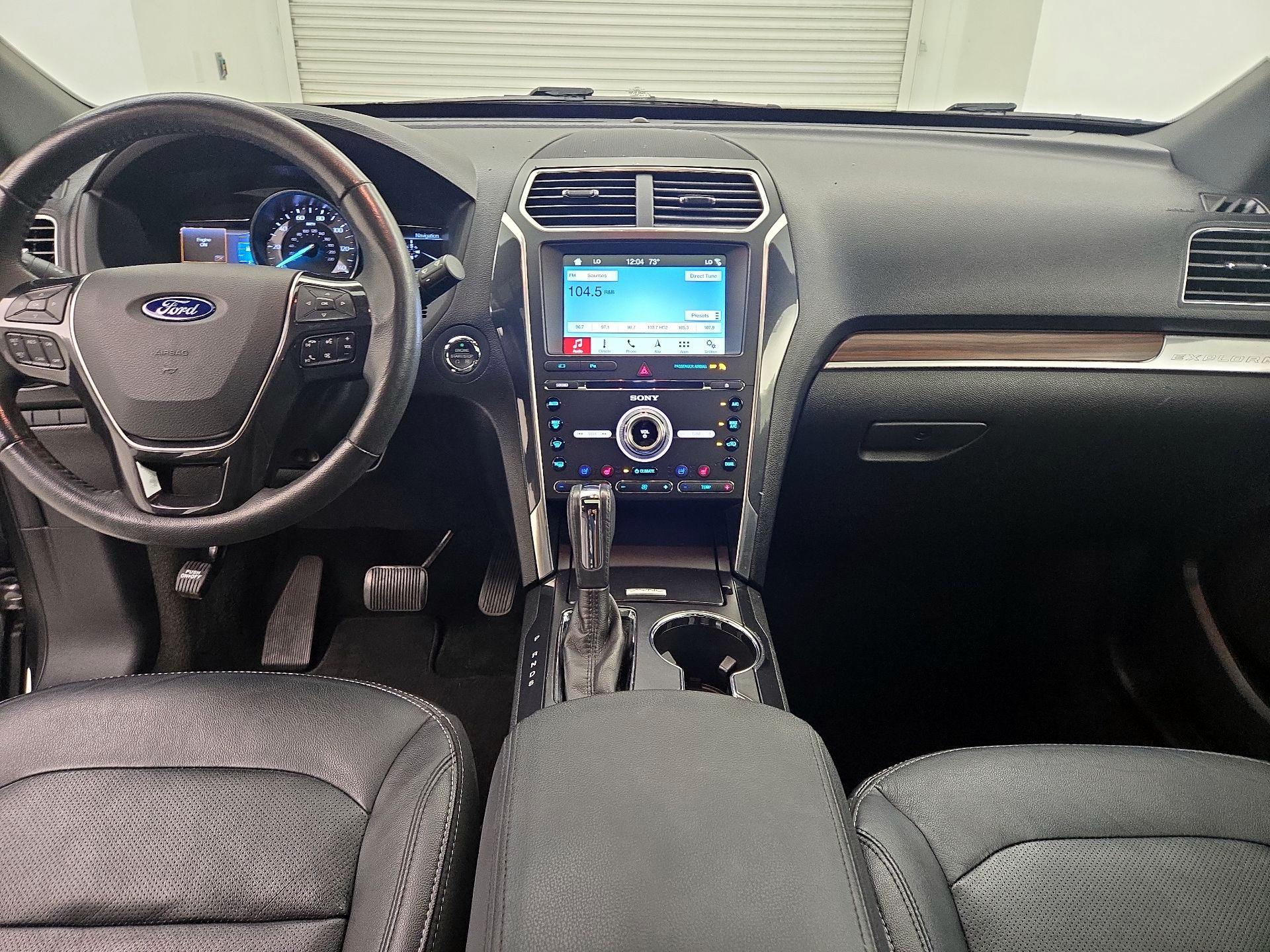 Thumbnail: 2017 Ford Explorer - 9
