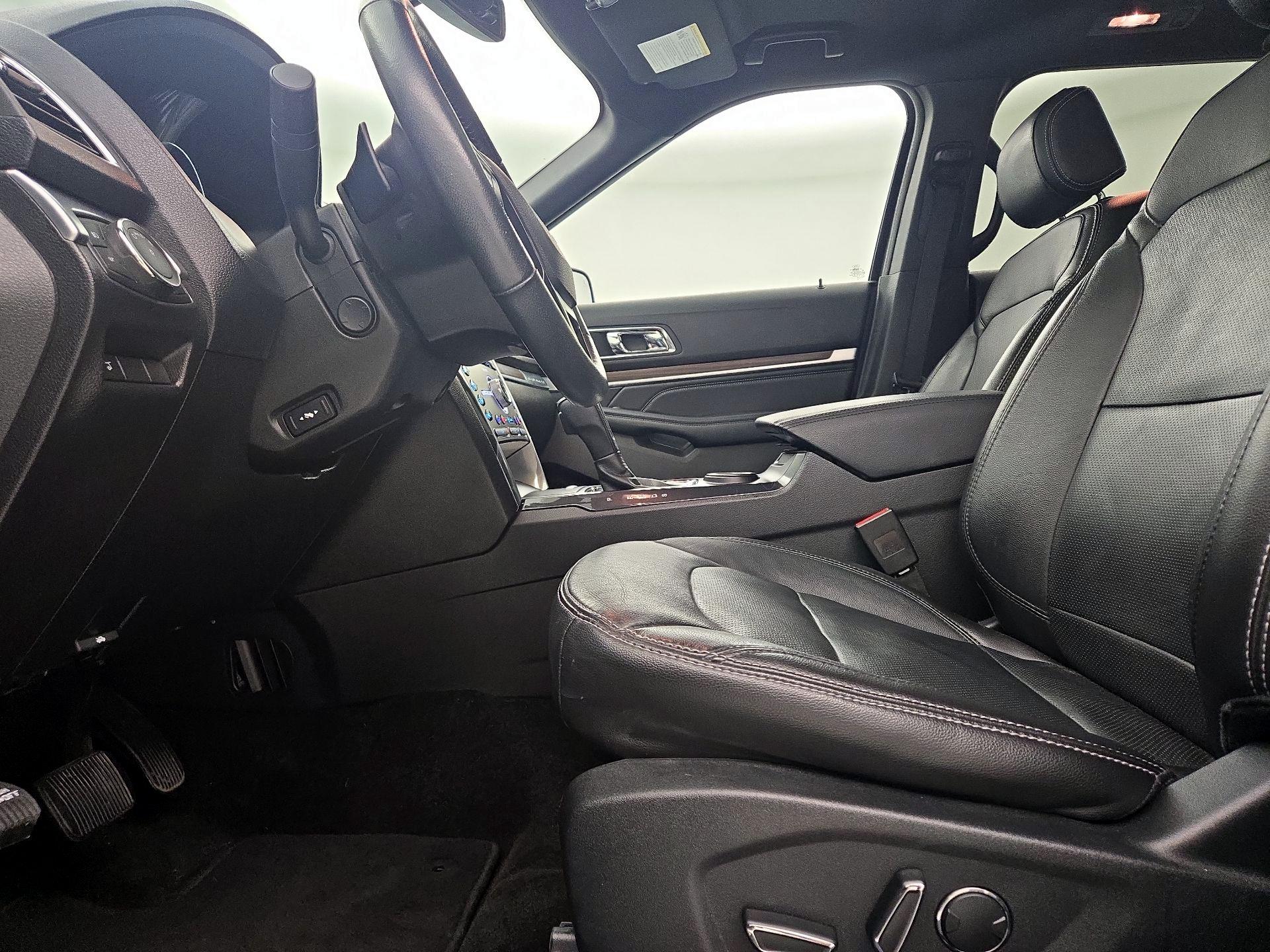 Thumbnail: 2017 Ford Explorer - 11