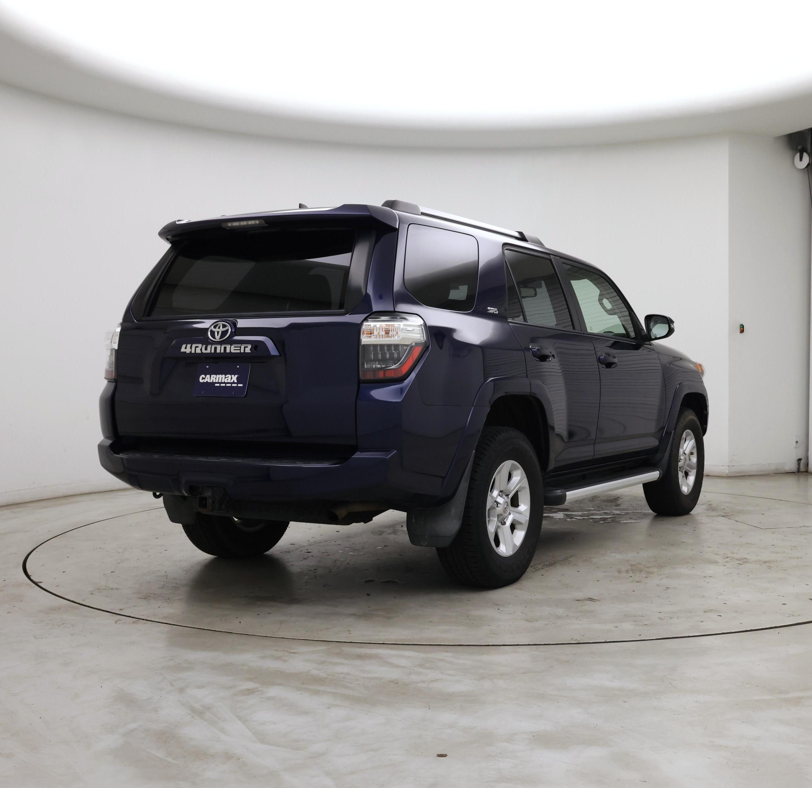 Thumbnail: 2019 Toyota 4Runner - 8