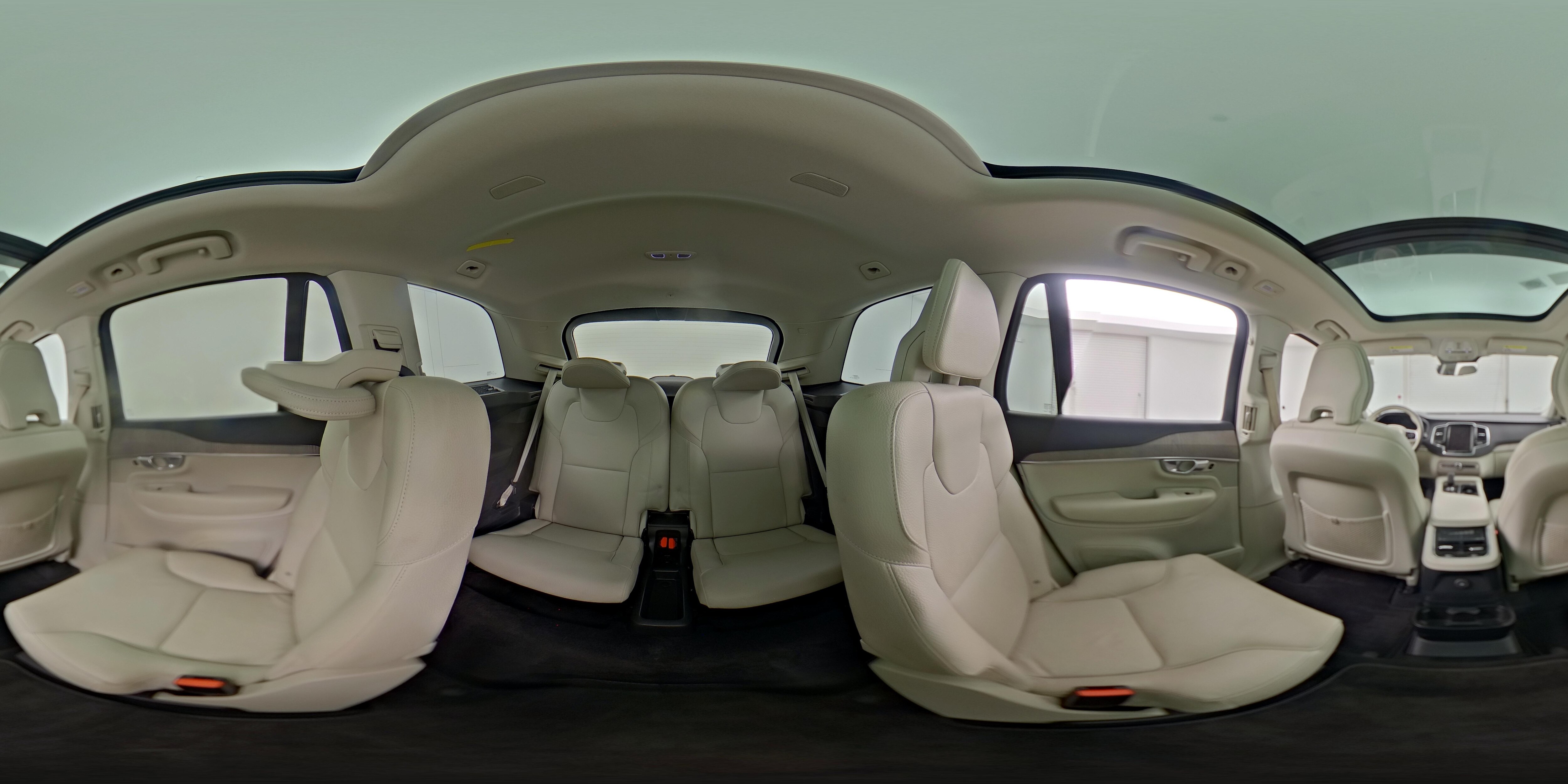 2023 Volvo XC90 Plus - Photo 28